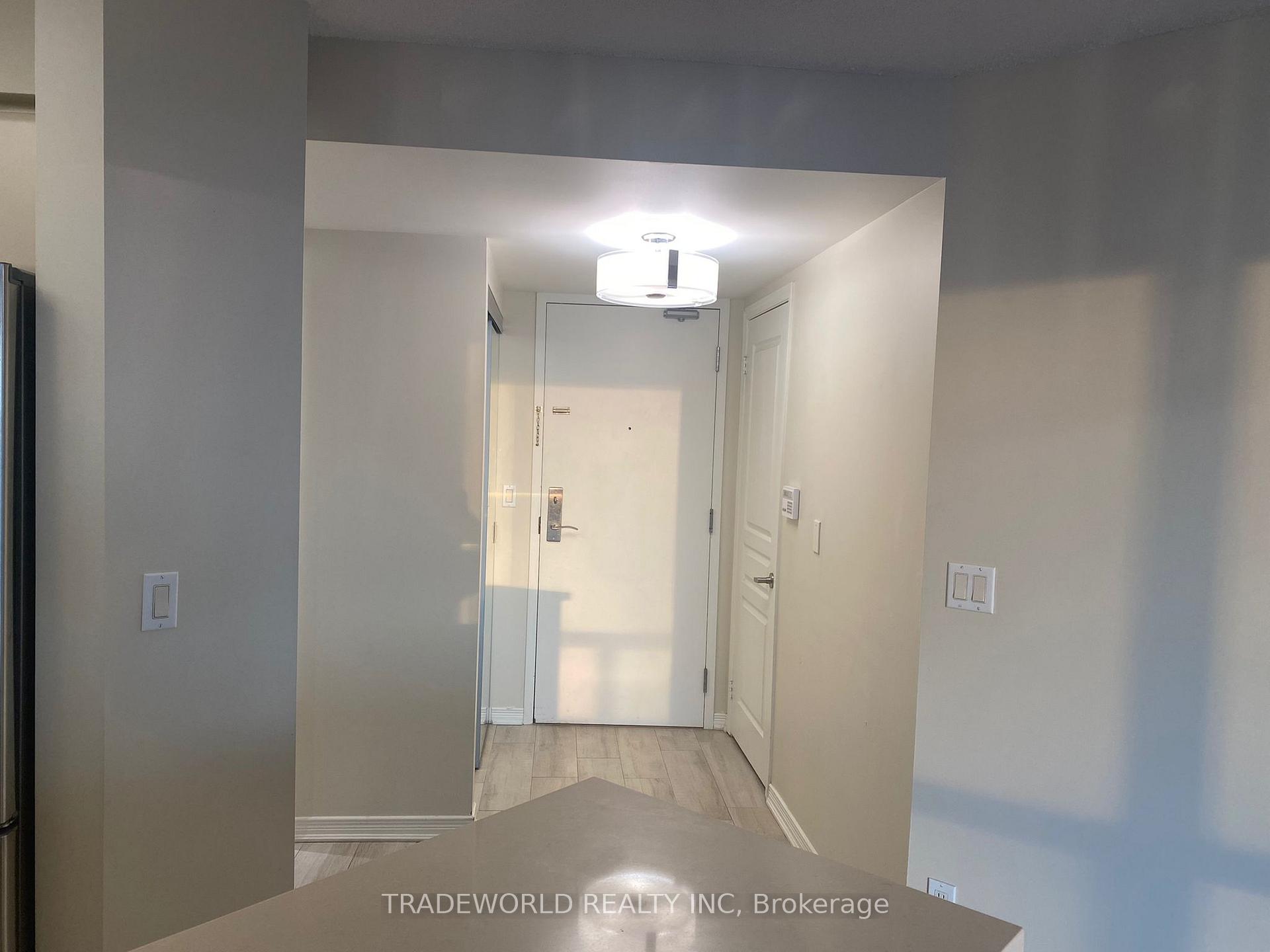 Photo 7 of Unit 603, 509 Beecroft Road, North York, Willowdale West — HOMEH