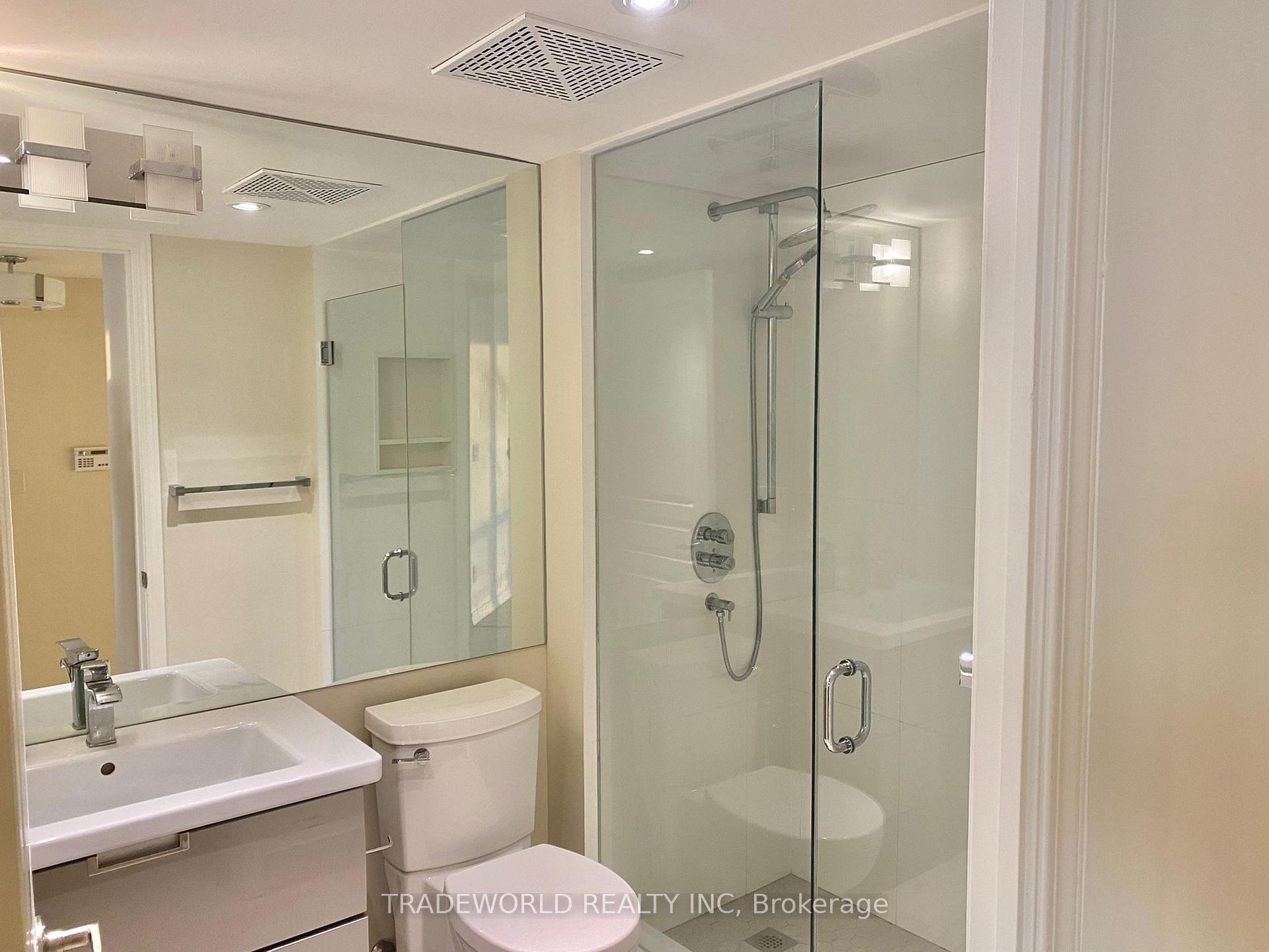 Photo 8 of Unit 603, 509 Beecroft Road, North York, Willowdale West — HOMEH
