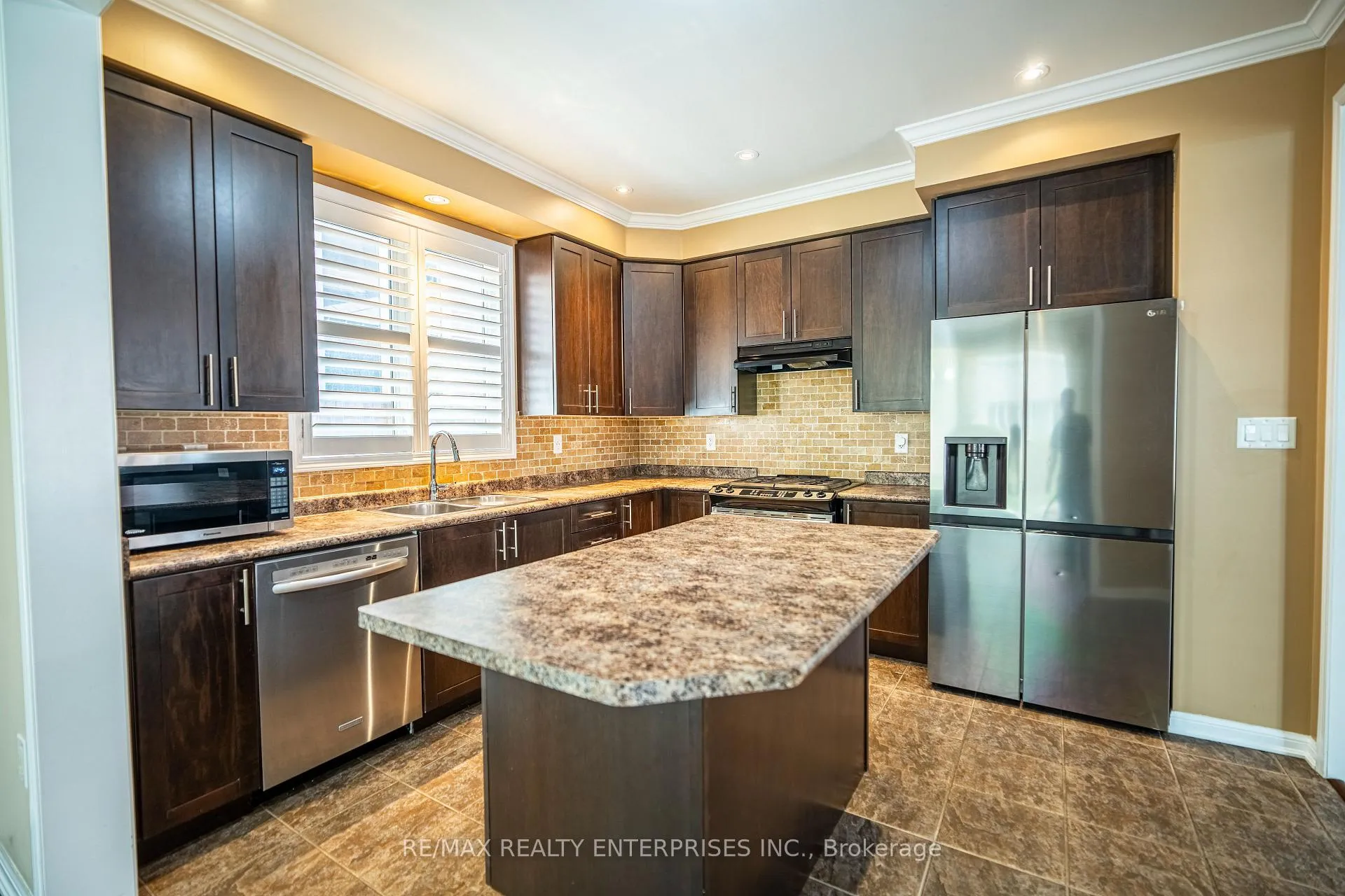 Photo 9 of 849 Whaley Way, Milton, Harrison — HOMEH
