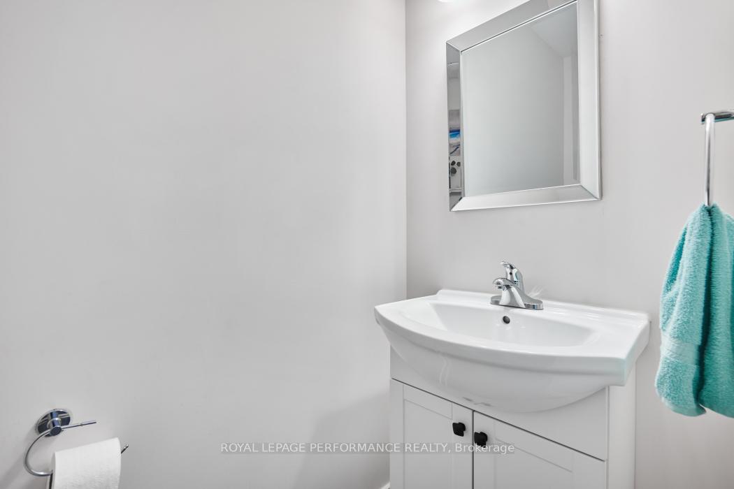 Photo 15 of 30 Whitcomb Crescent, Smiths Falls, Smiths Falls — HOMEH