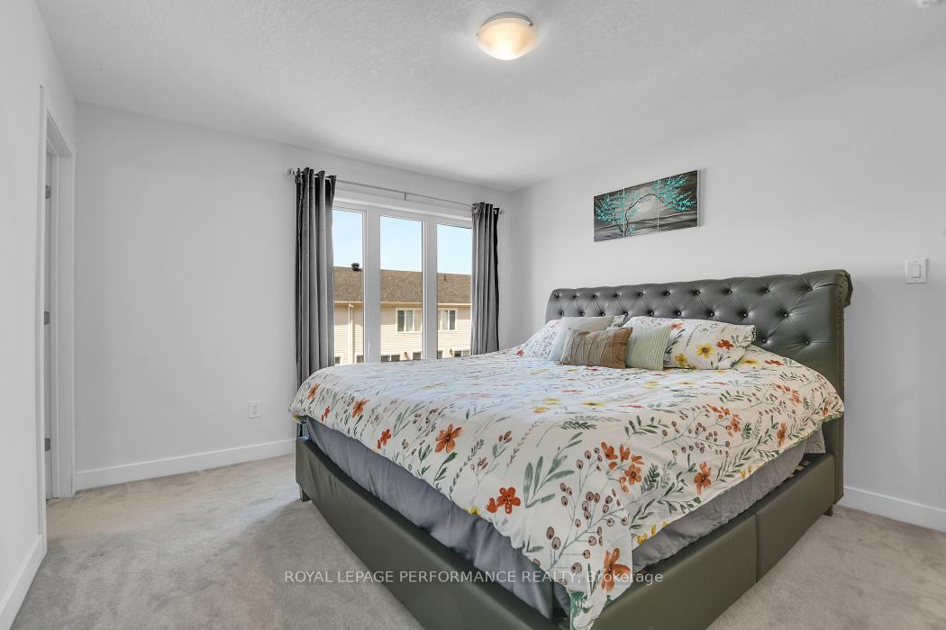 Photo 17 of 30 Whitcomb Crescent, Smiths Falls, Smiths Falls — HOMEH