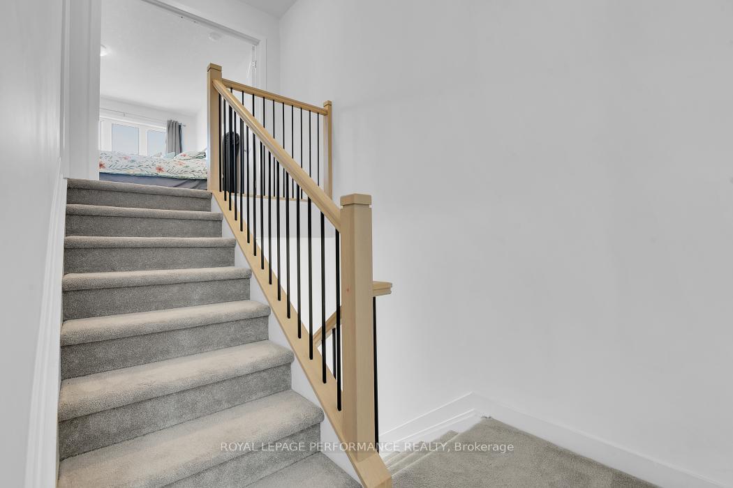 Photo 34 of 30 Whitcomb Crescent, Smiths Falls, Smiths Falls — HOMEH