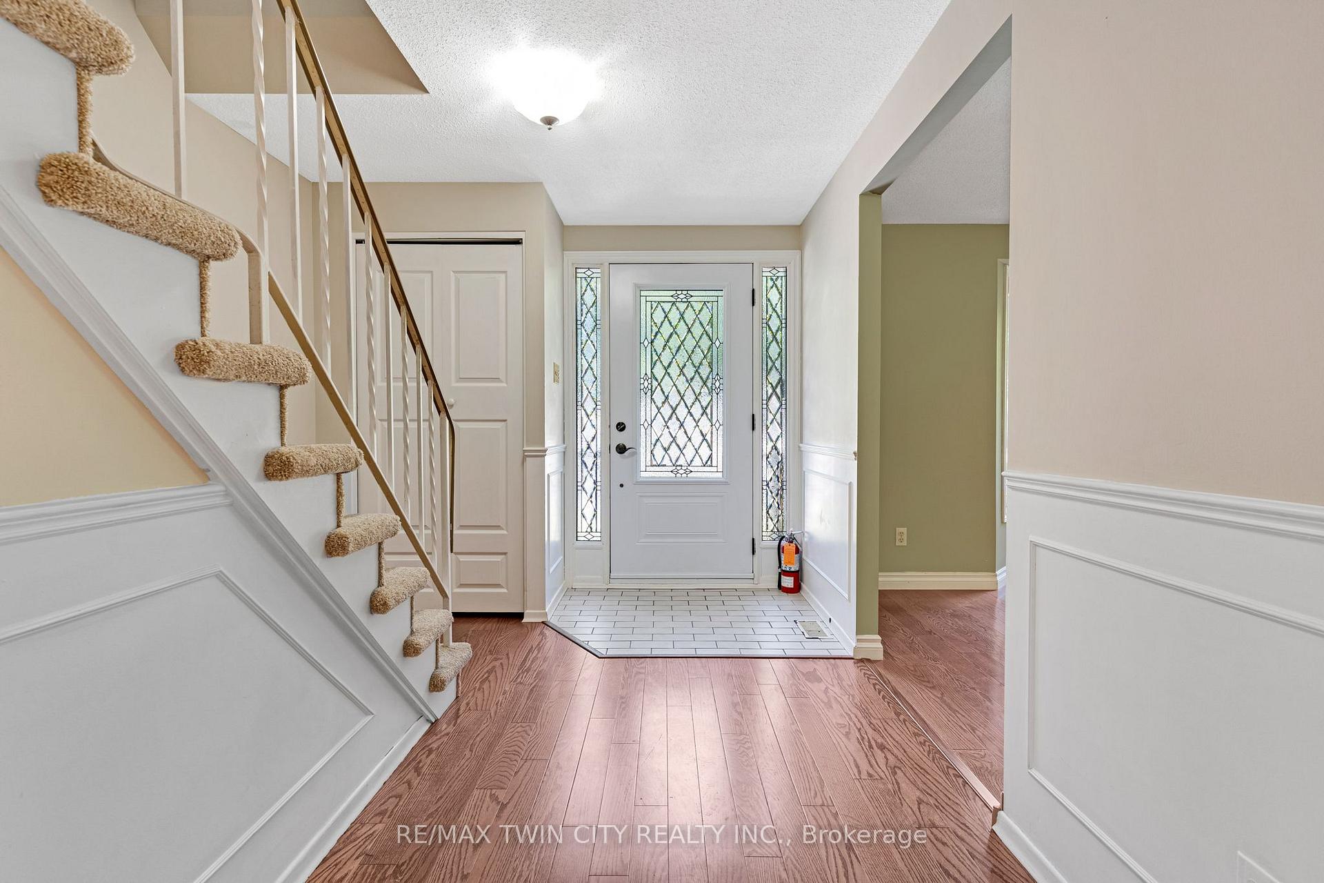 Photo 20 of 15 Lewis Crescent, Kitchener, Centreville Chicopee — HOMEH