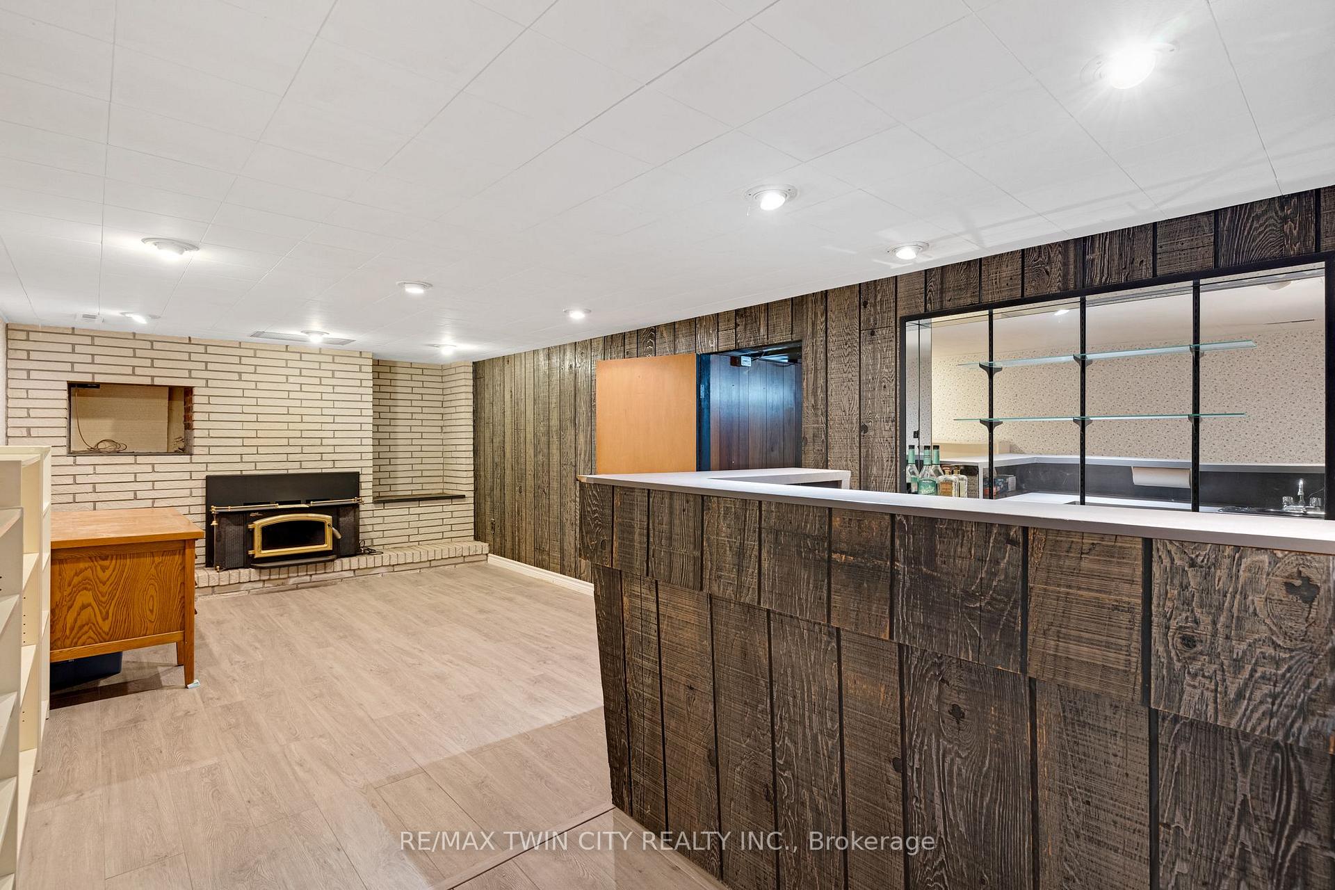 Photo 29 of 15 Lewis Crescent, Kitchener, Centreville Chicopee — HOMEH