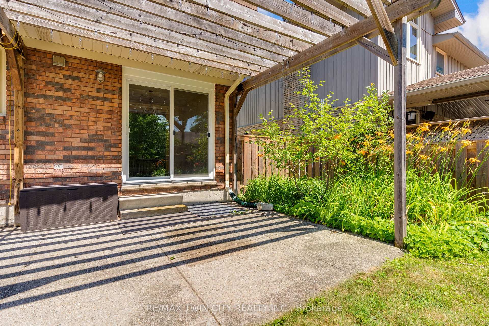 Photo 34 of 15 Lewis Crescent, Kitchener, Centreville Chicopee — HOMEH