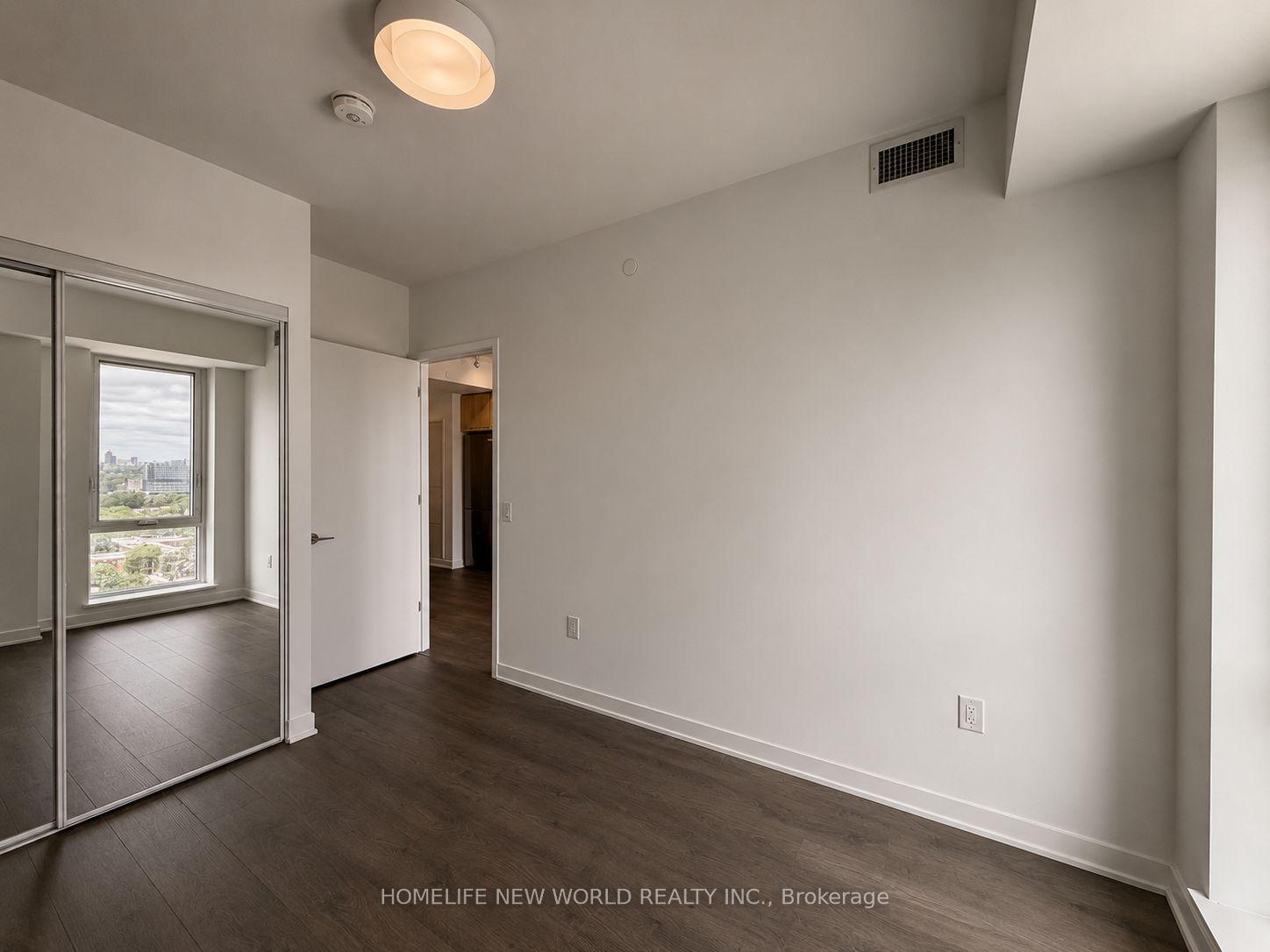 Photo 3 of Unit 1402, 10 Oak Street, Toronto, Regent Park — HOMEH