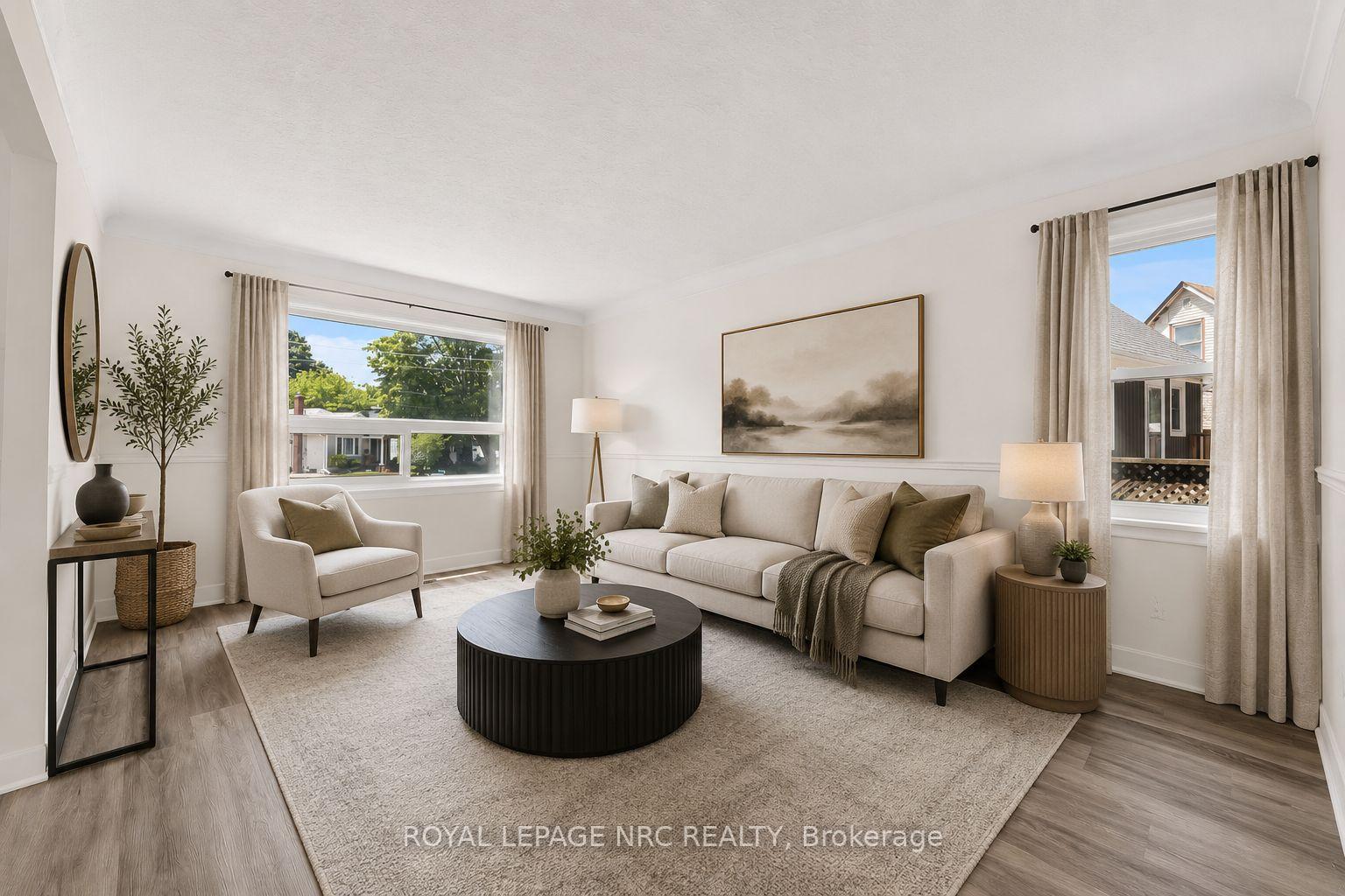 Photo 11 of 6069 Collins Drive, Niagara Falls, Arad/Fallsview — HOMEH