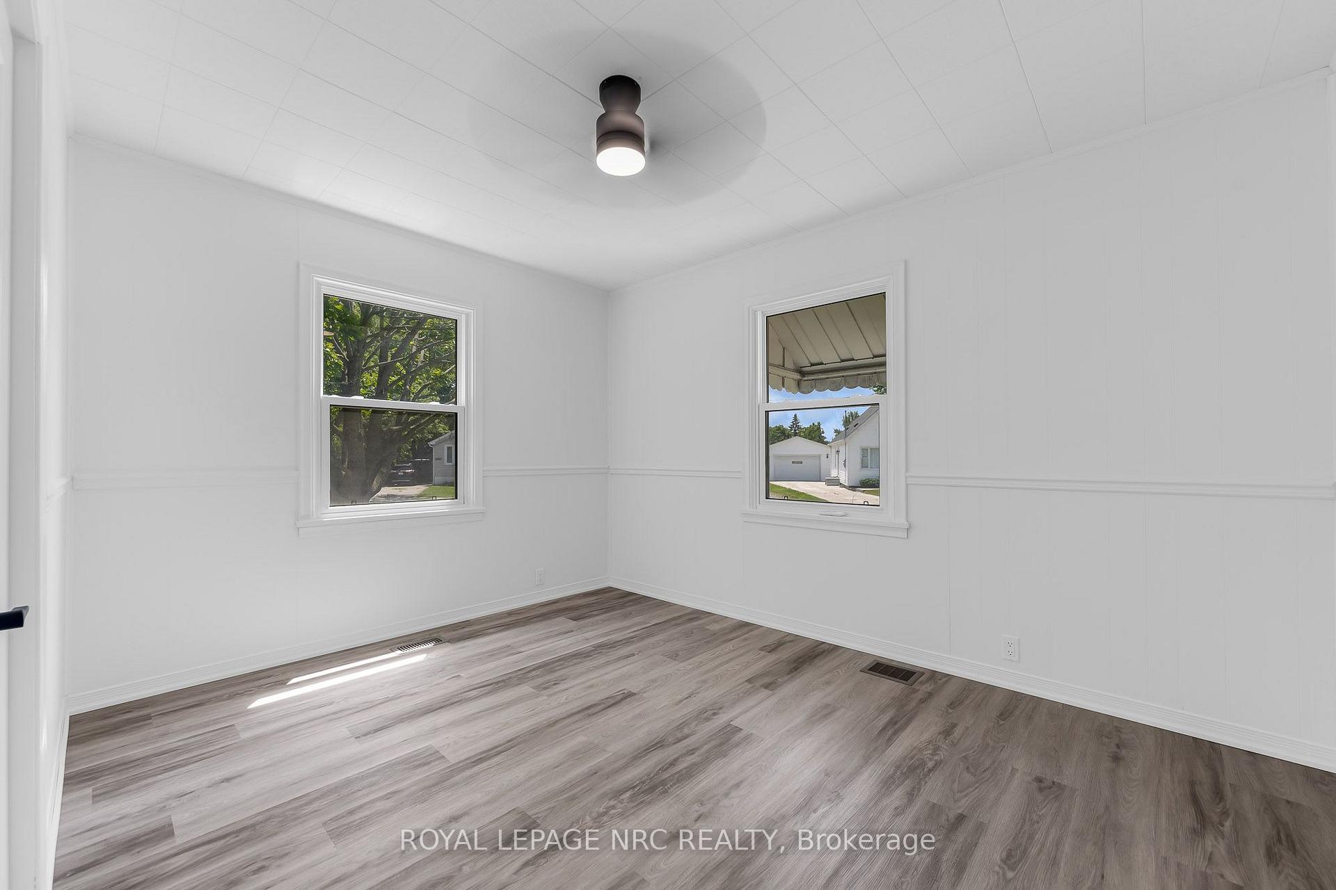 Photo 25 of 6069 Collins Drive, Niagara Falls, Arad/Fallsview — HOMEH