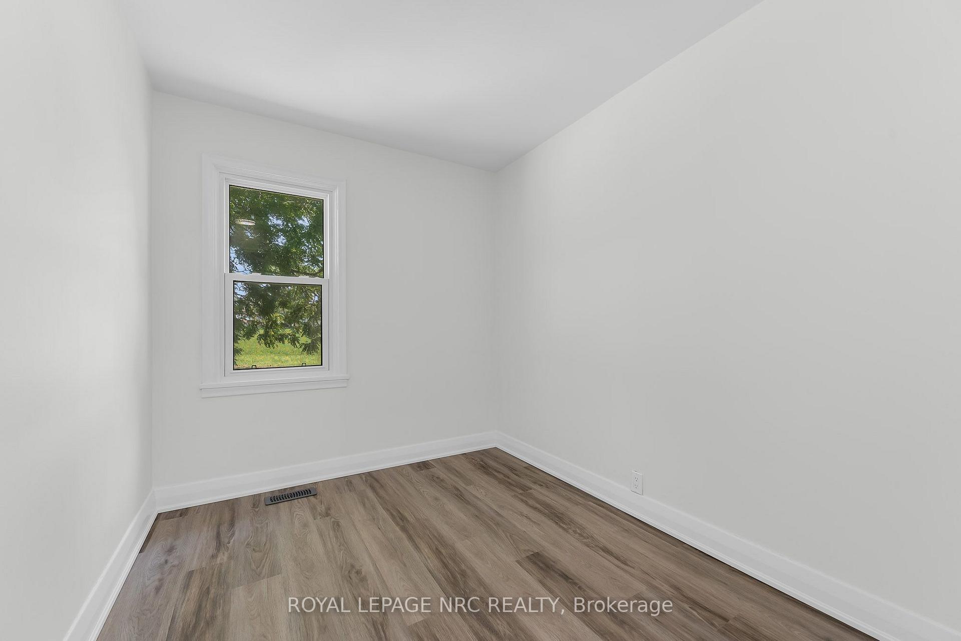 Photo 29 of 6069 Collins Drive, Niagara Falls, Arad/Fallsview — HOMEH