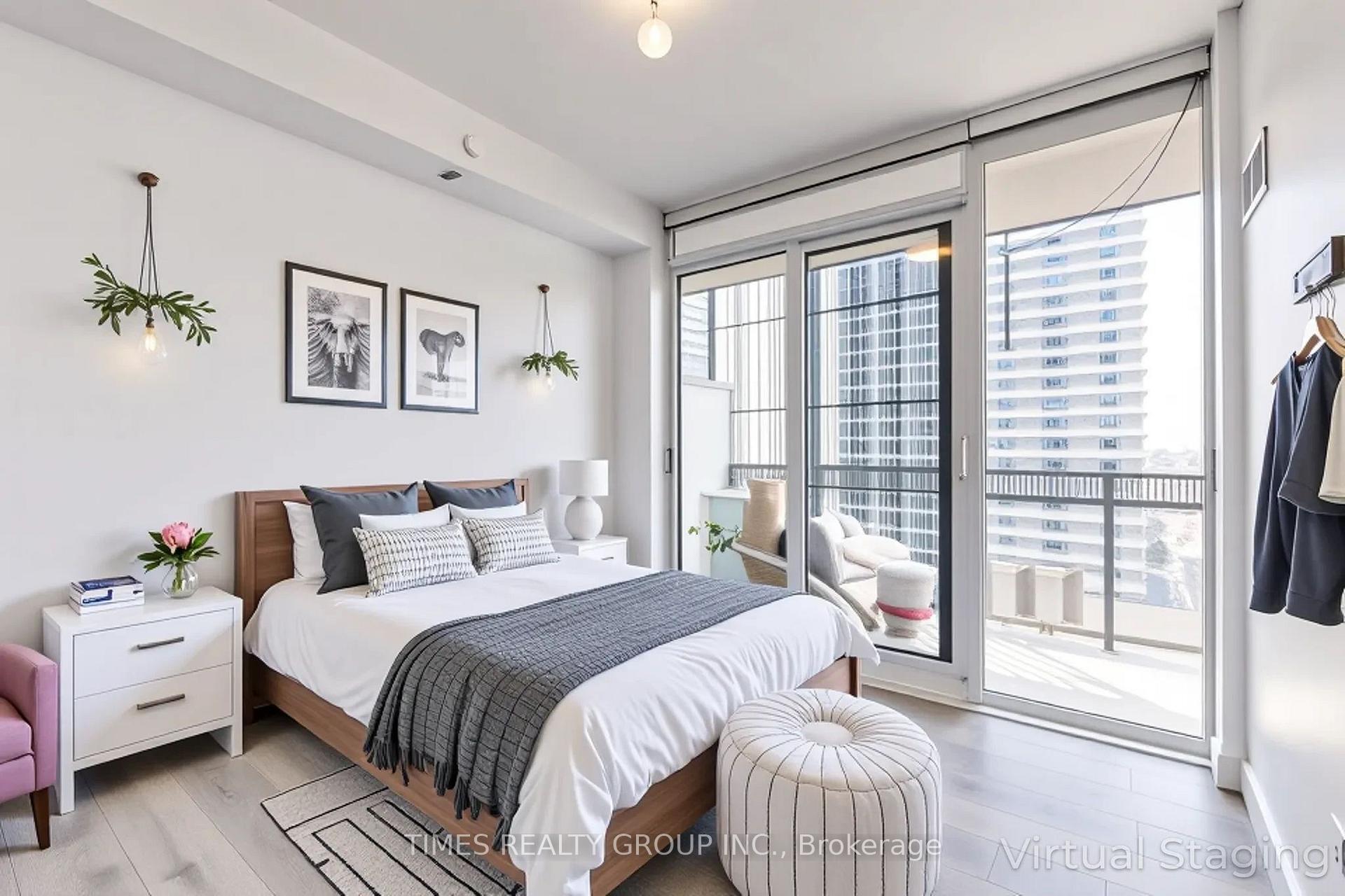 Photo 5 of Unit 1102, 8 Eglinton Avenue E, Toronto, Yonge-Eglinton — HOMEH