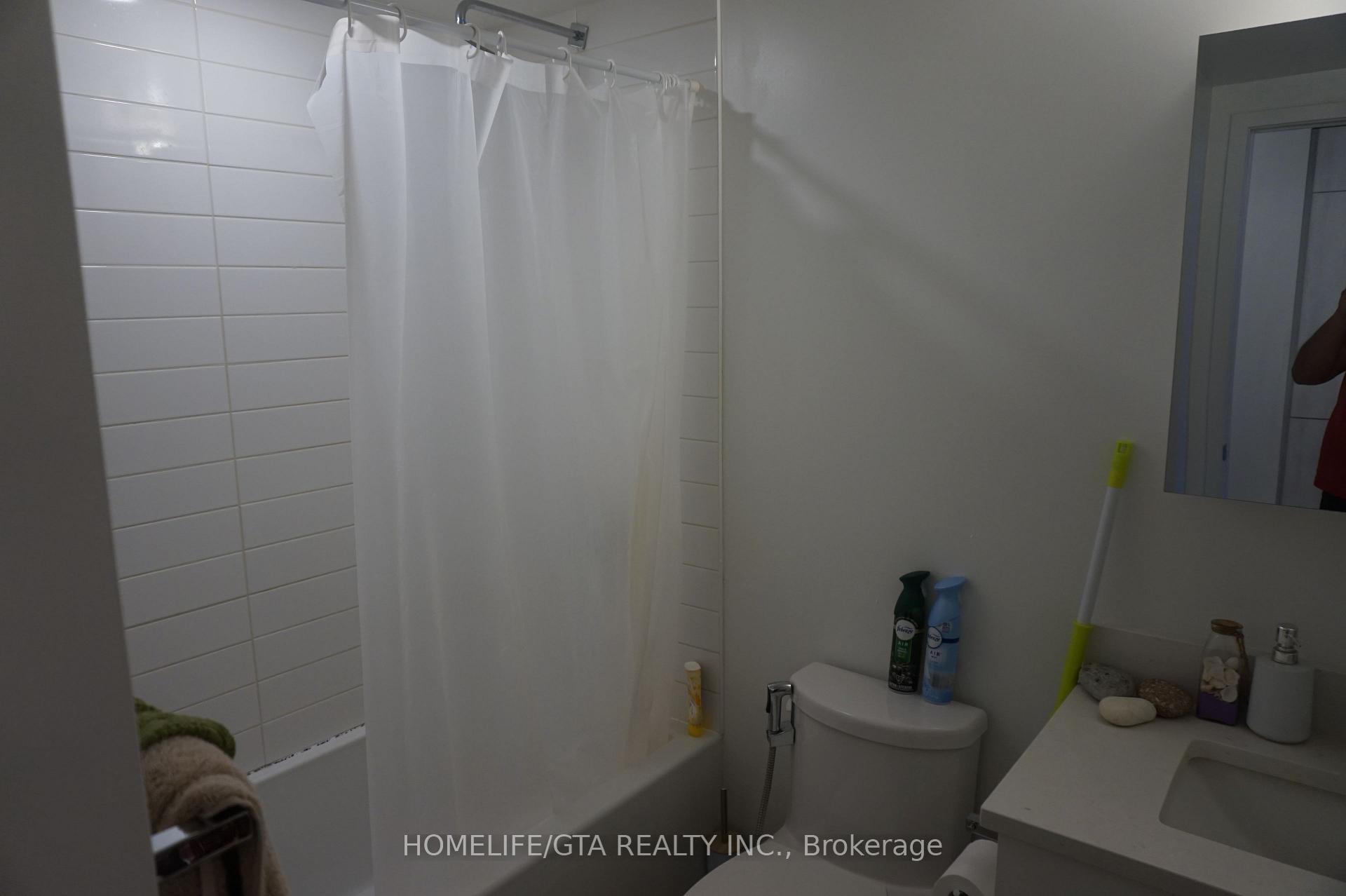 Photo 4 of Unit 2210, 2033 Kennedy Road, Scarborough, Agincourt South-Malvern West — HOMEH