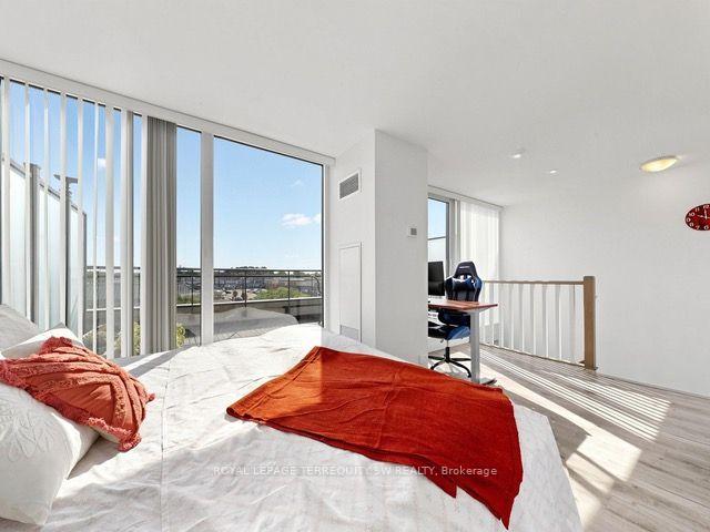 Photo 10 of Unit Th114, 12 Woodstream Boulevard, Vaughan, Vaughan Grove — HOMEH