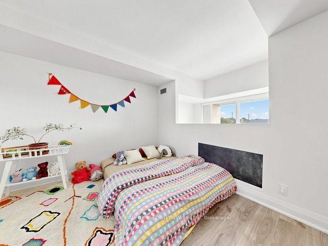 Photo 12 of Unit Th114, 12 Woodstream Boulevard, Vaughan, Vaughan Grove — HOMEH