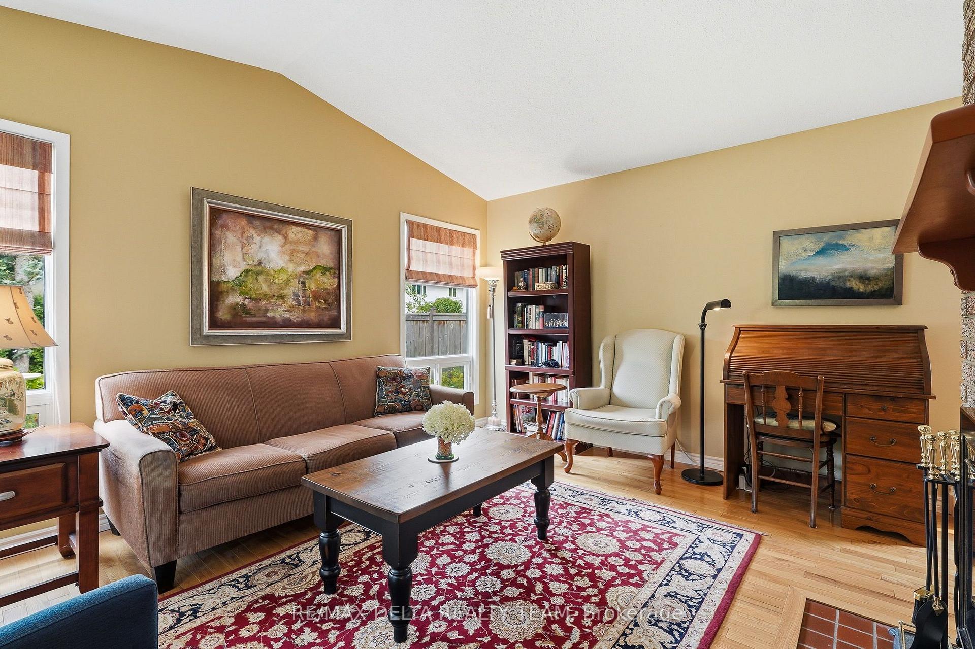 Photo 15 of 1091 St Lucia Place, Ottawa, Convent Glen North — HOMEH