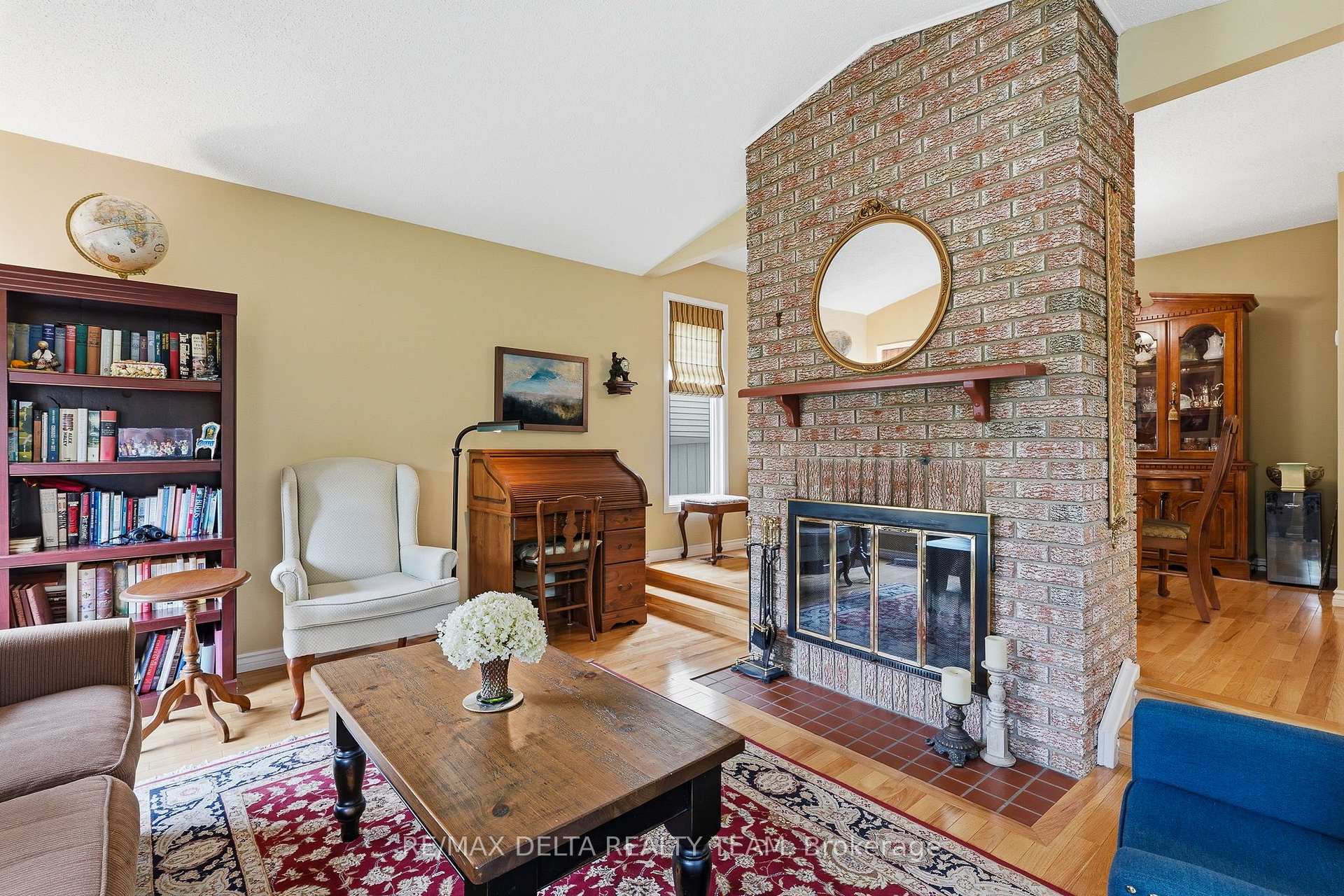Photo 16 of 1091 St Lucia Place, Ottawa, Convent Glen North — HOMEH