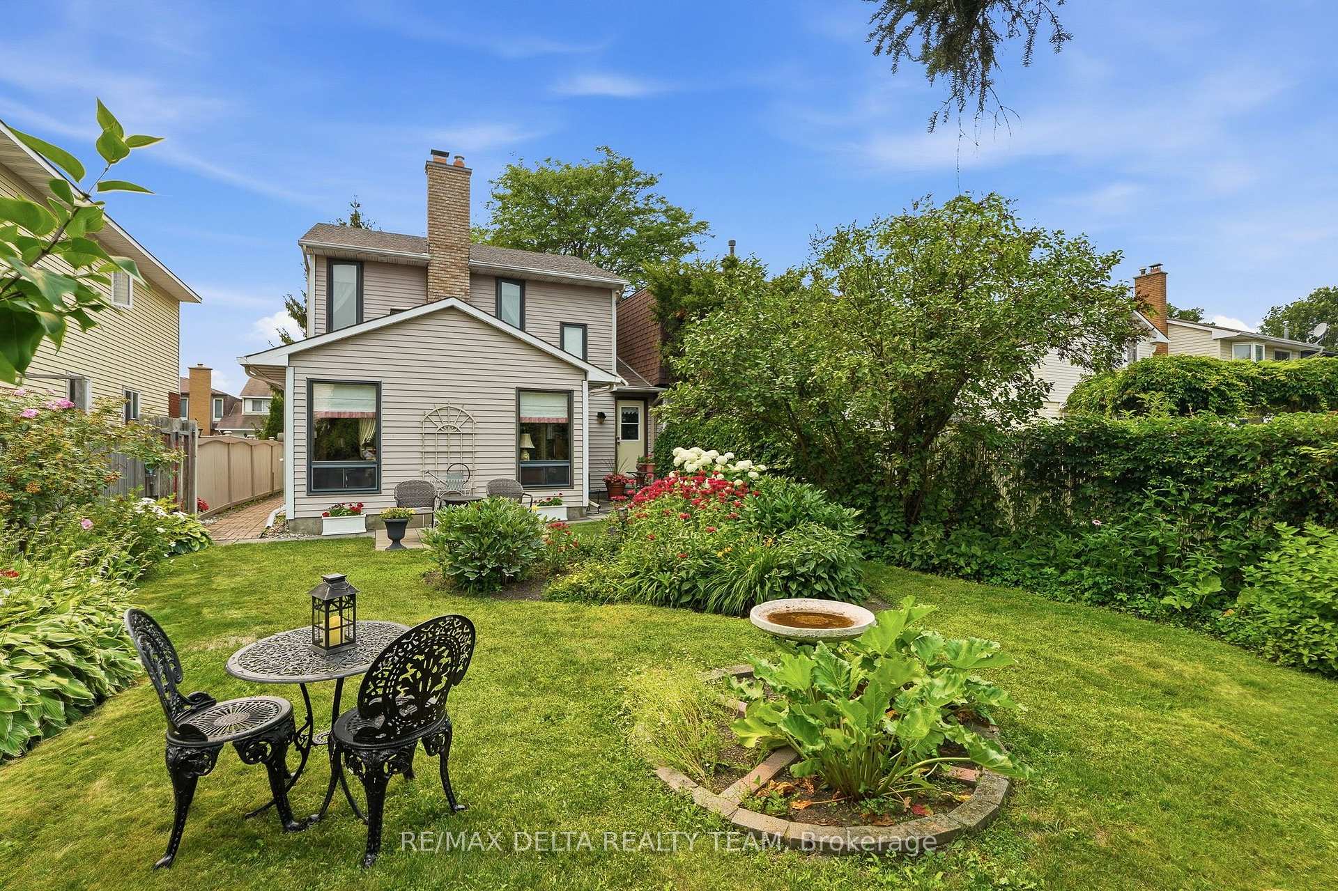 Photo 32 of 1091 St Lucia Place, Ottawa, Convent Glen North — HOMEH