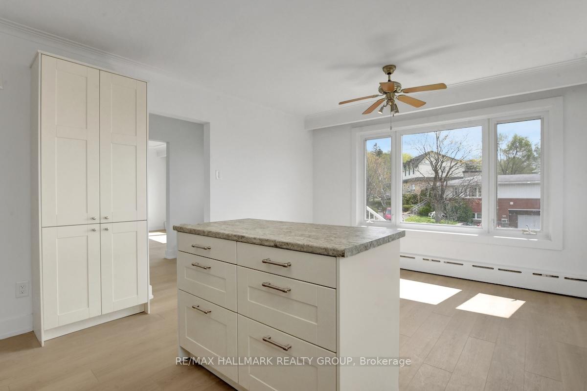 Photo 5 of 269 Michel Circle, Ottawa, Vanier — HOMEH