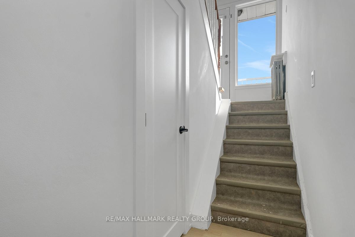 Photo 27 of 269 Michel Circle, Ottawa, Vanier — HOMEH