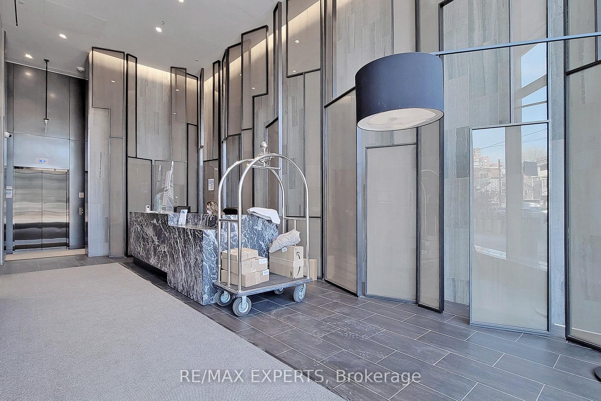 Photo 5 of Unit 1114, 27 Bathurst Street, Toronto, Waterfront Communities — HOMEH
