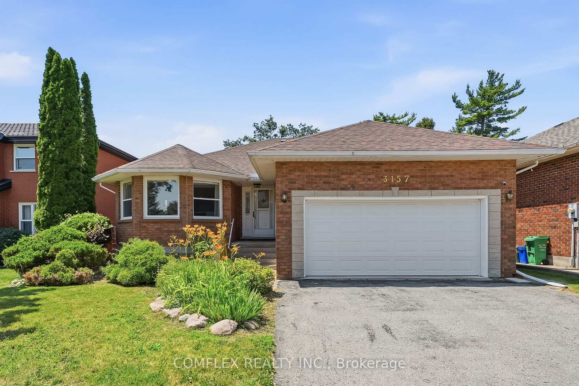 Front of 3157 Westridge Boulevard