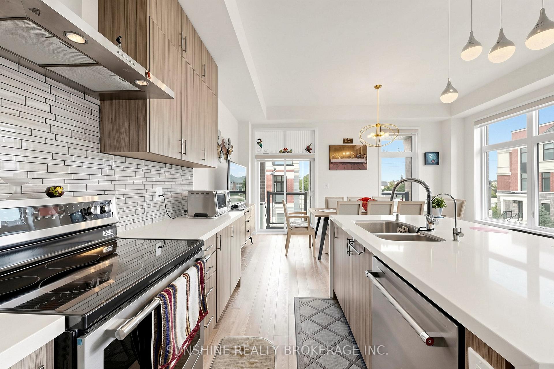 Photo 9 of 63 Wuhan Lane, Markham, Wismer — HOMEH
