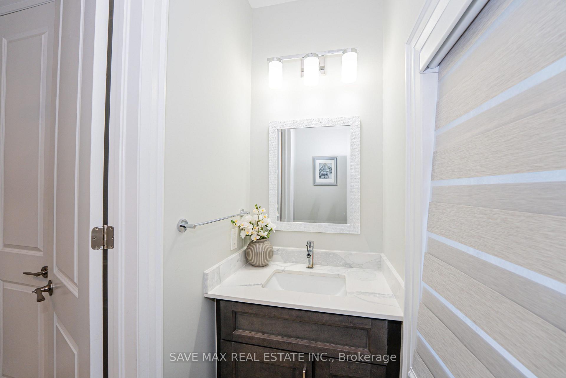 Photo 17 of 47 Legendary Circle, Brampton, Bram West — HOMEH