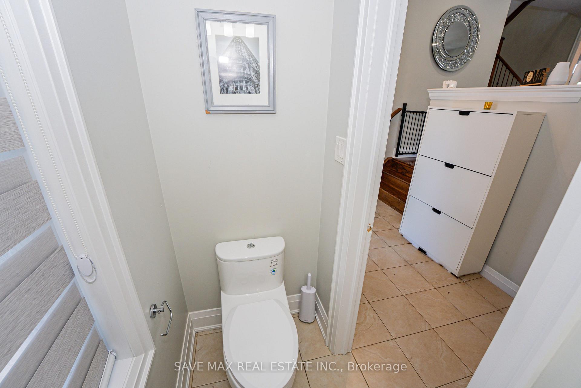 Photo 18 of 47 Legendary Circle, Brampton, Bram West — HOMEH