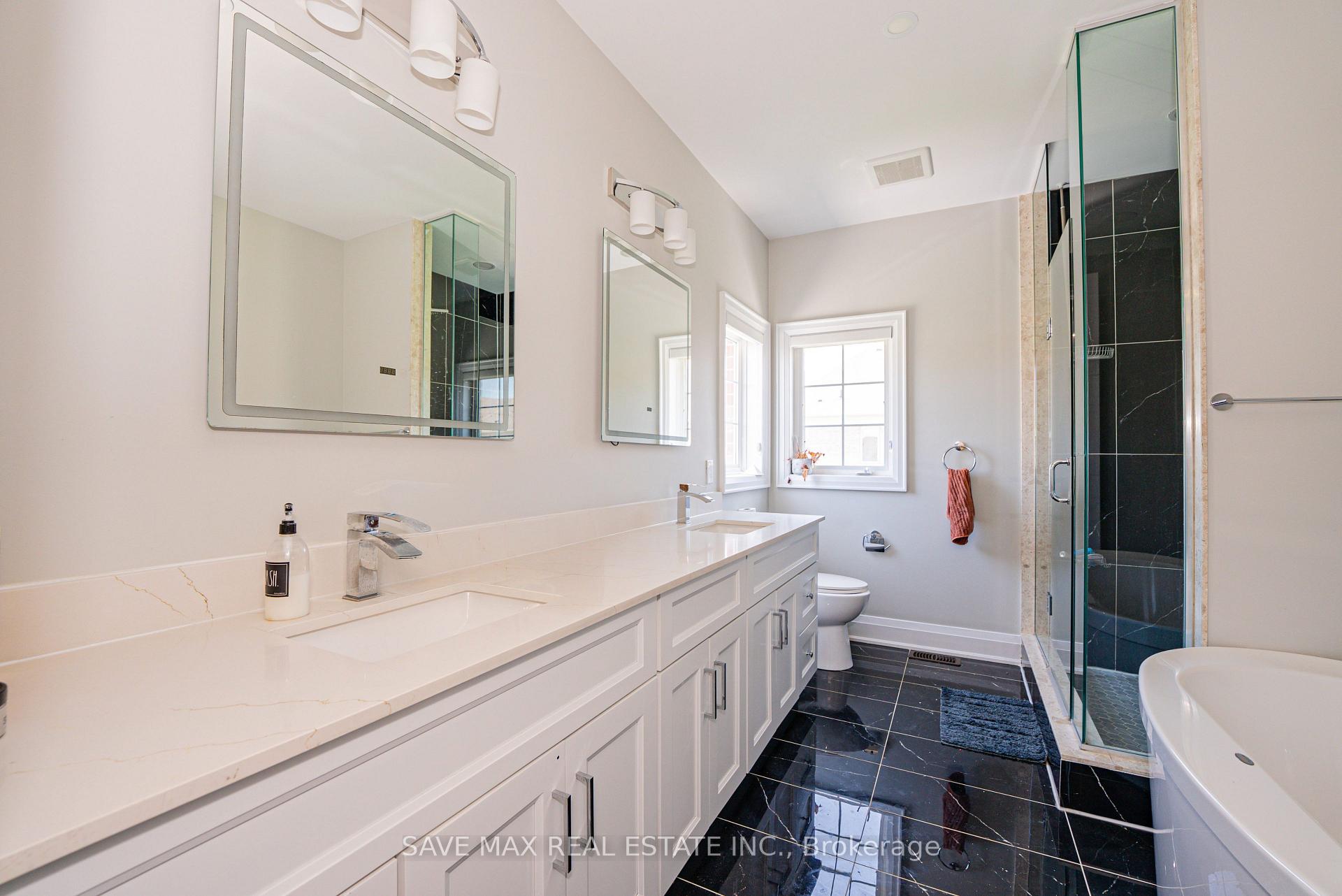 Photo 23 of 47 Legendary Circle, Brampton, Bram West — HOMEH