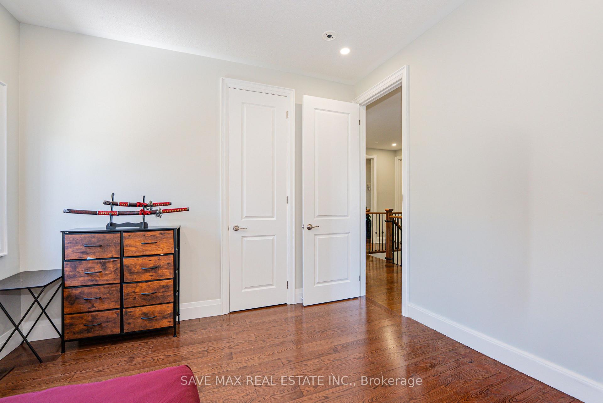 Photo 26 of 47 Legendary Circle, Brampton, Bram West — HOMEH