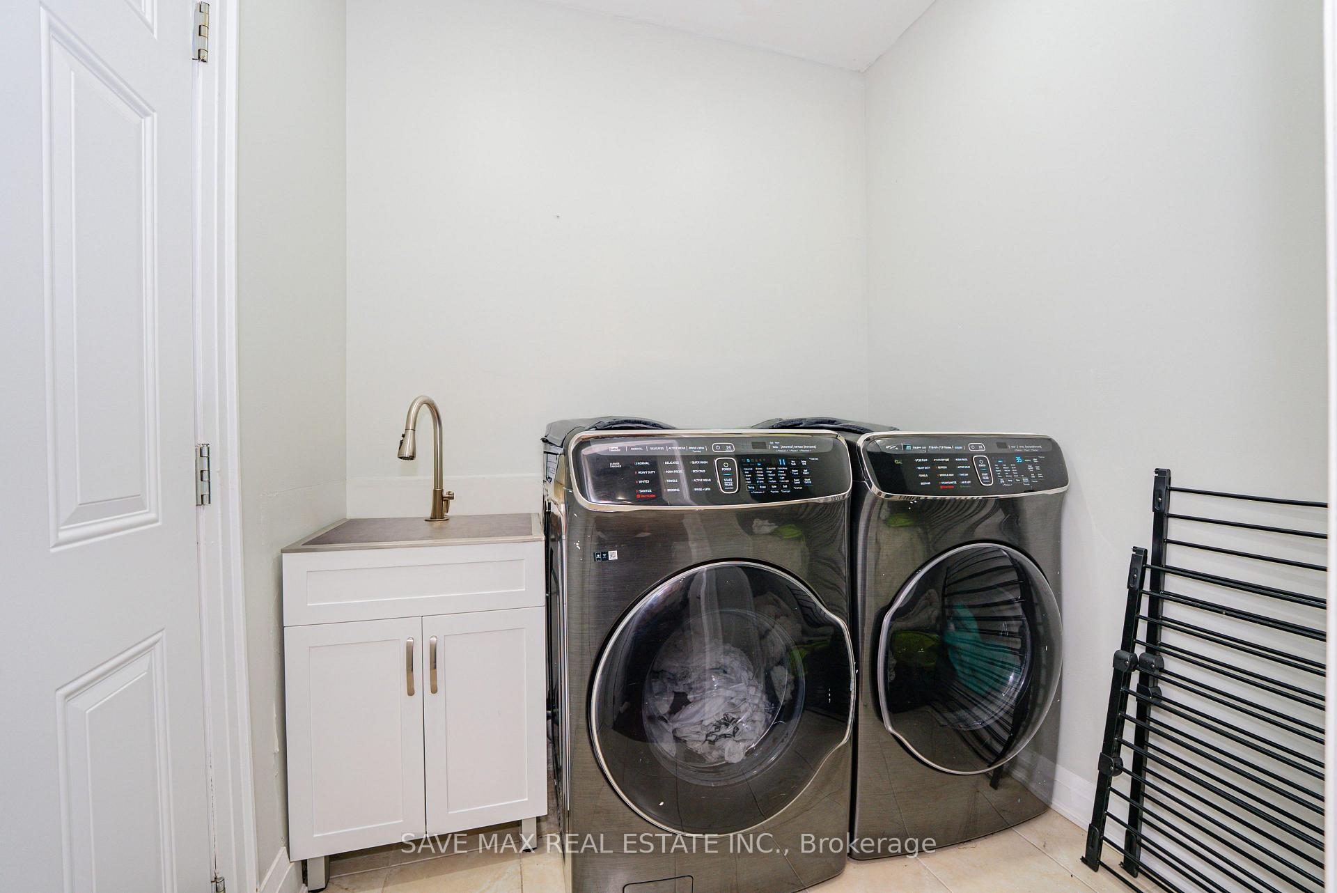 Photo 31 of 47 Legendary Circle, Brampton, Bram West — HOMEH