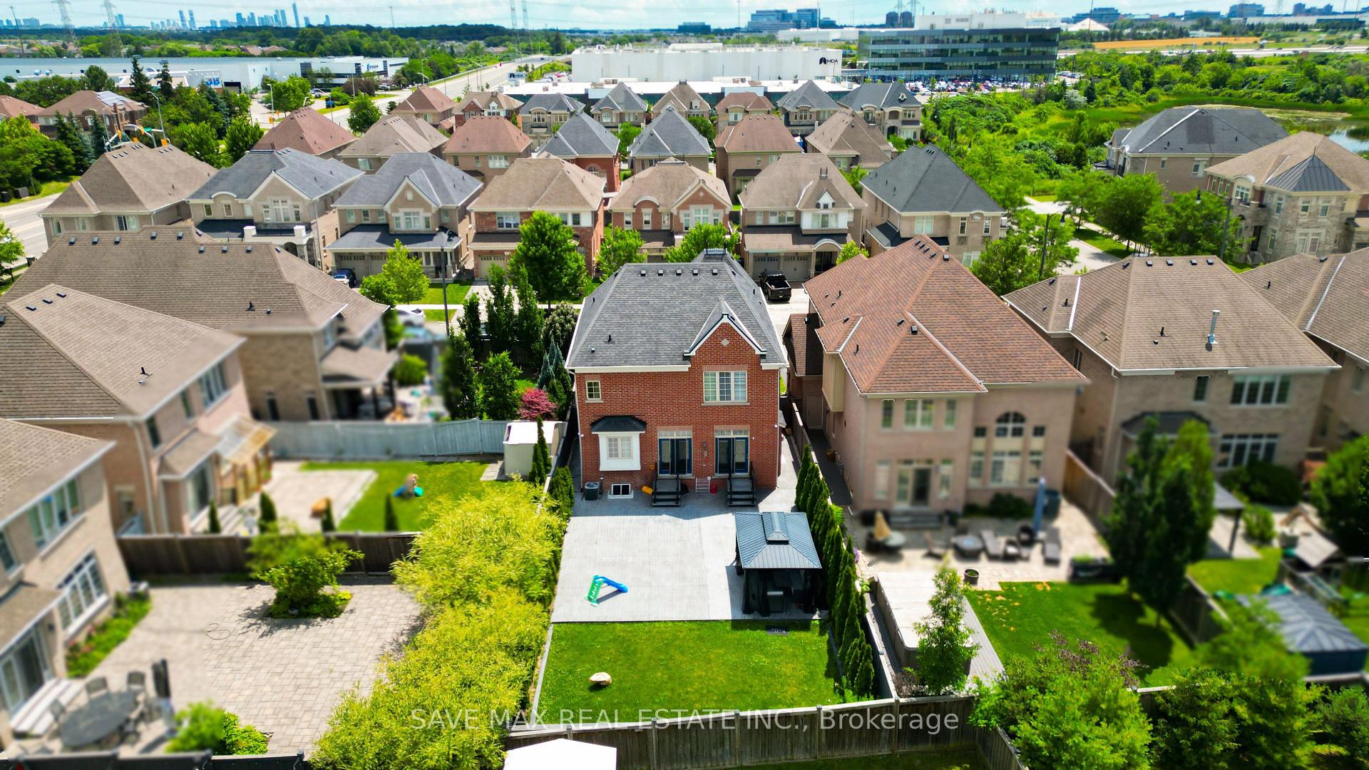 Photo 47 of 47 Legendary Circle, Brampton, Bram West — HOMEH