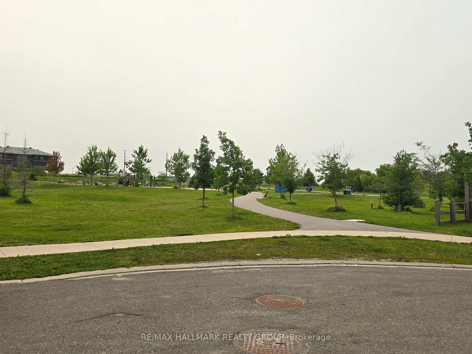 Photo 32 of 549 Ensatina Crescent, Ottawa, Barrhaven - Half Moon Bay — HOMEH