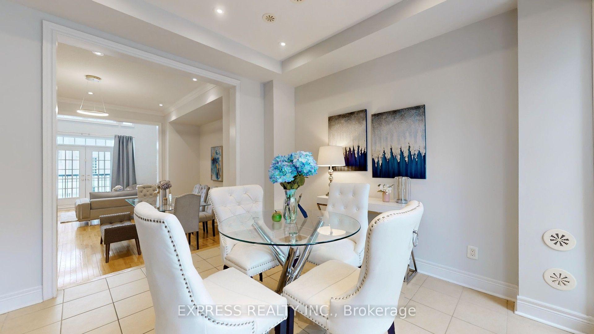 Photo 19 of 7 Mackenzie's Stand Avenue, Markham, Unionville — HOMEH