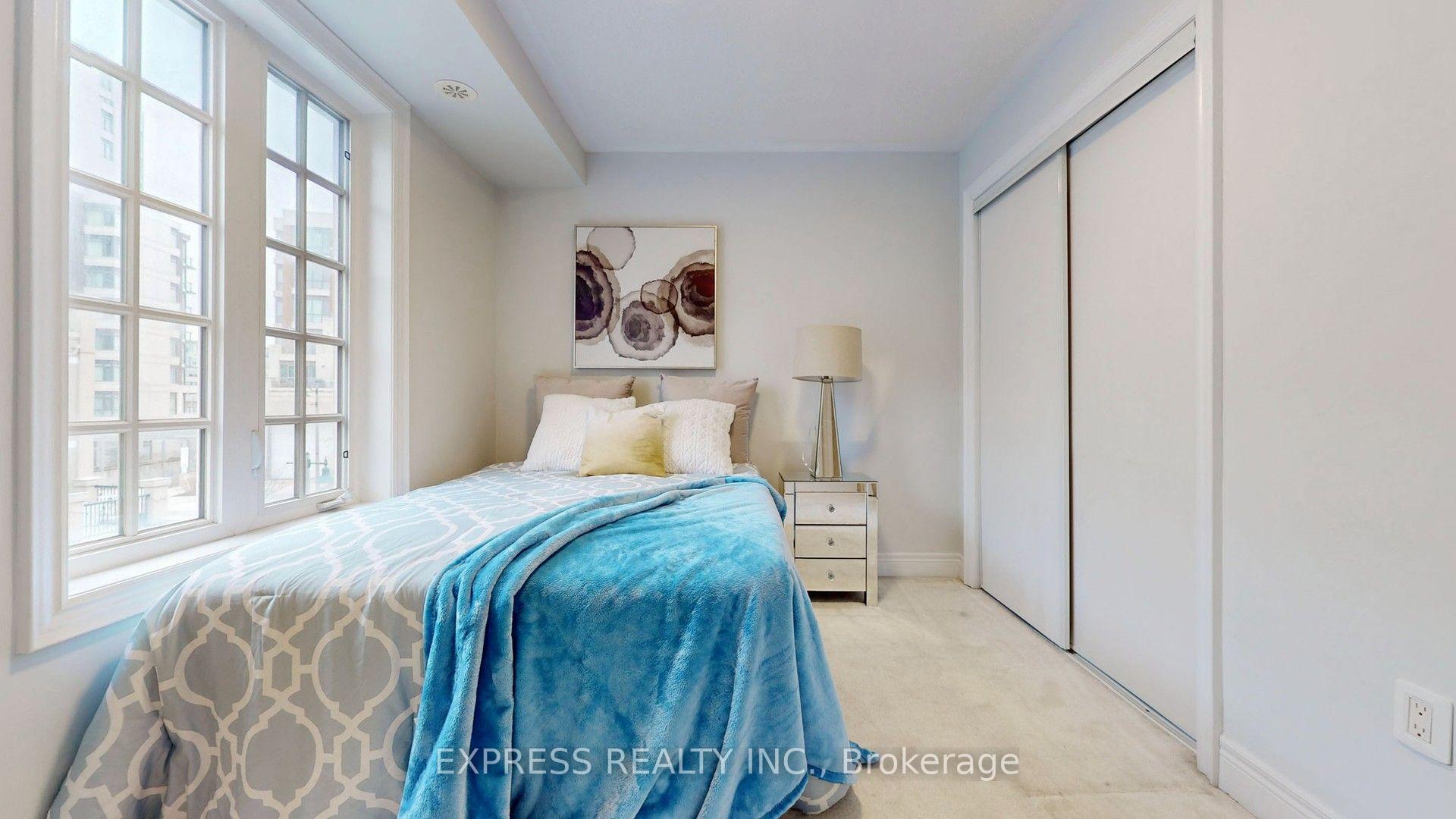 Photo 29 of 7 Mackenzie's Stand Avenue, Markham, Unionville — HOMEH