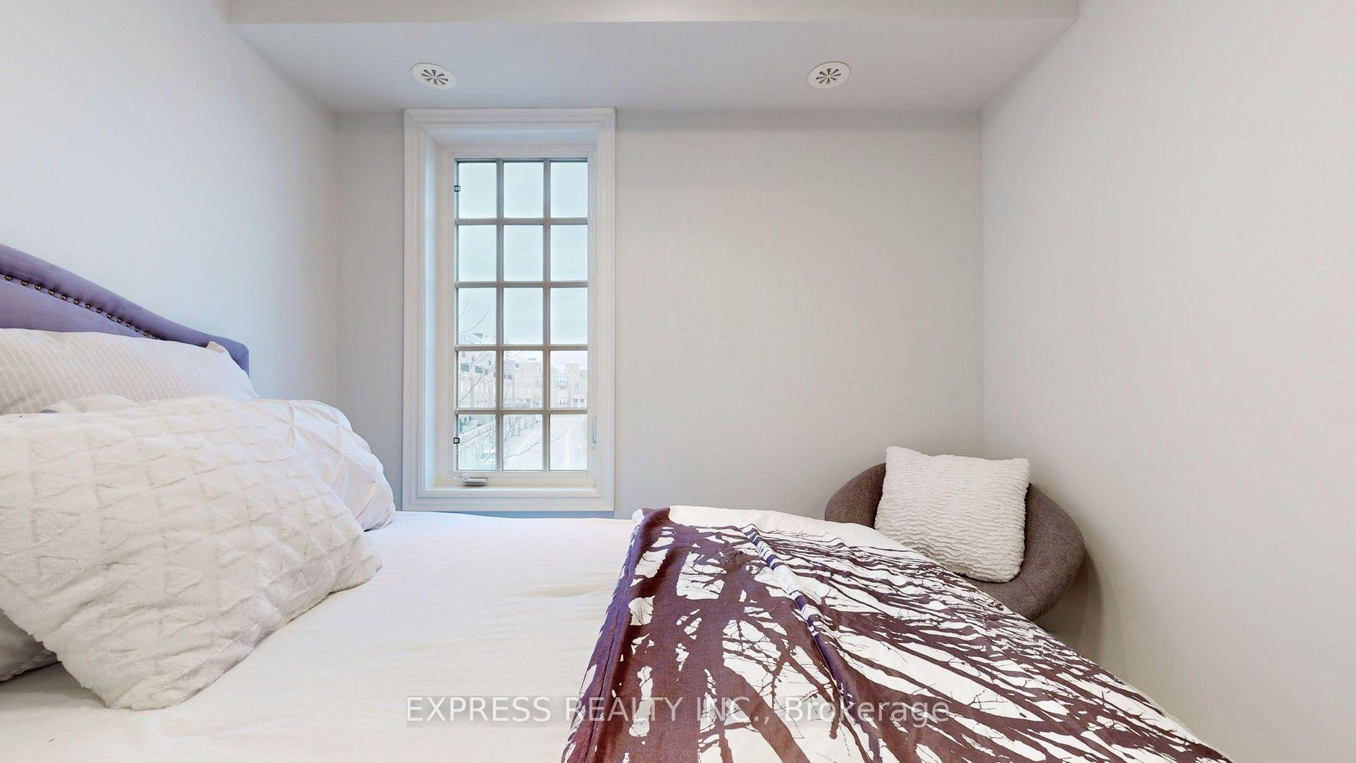 Photo 31 of 7 Mackenzie's Stand Avenue, Markham, Unionville — HOMEH