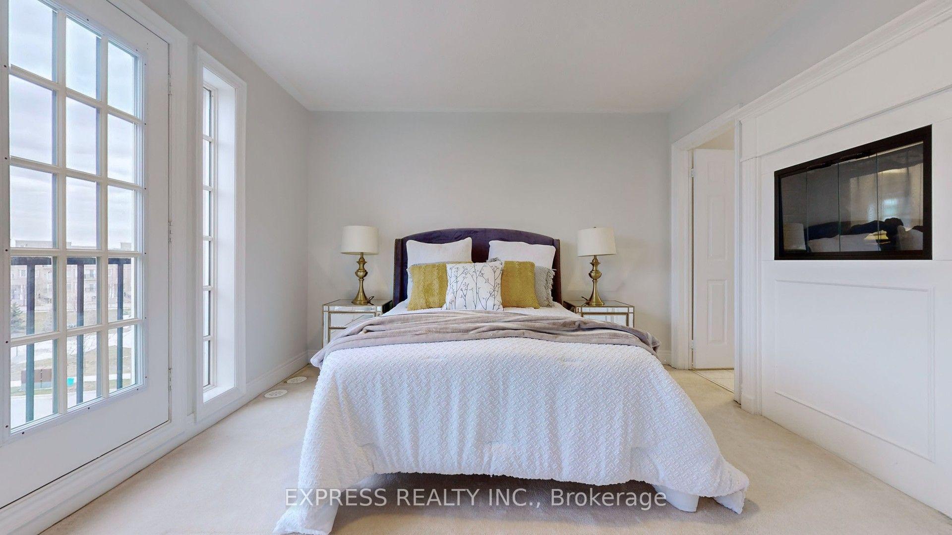 Photo 35 of 7 Mackenzie's Stand Avenue, Markham, Unionville — HOMEH