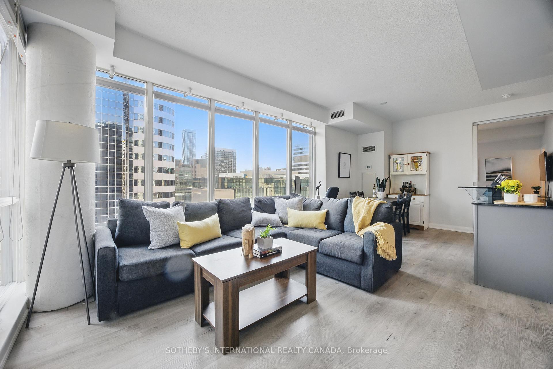 Front of Unit 1307, 220 Victoria Street