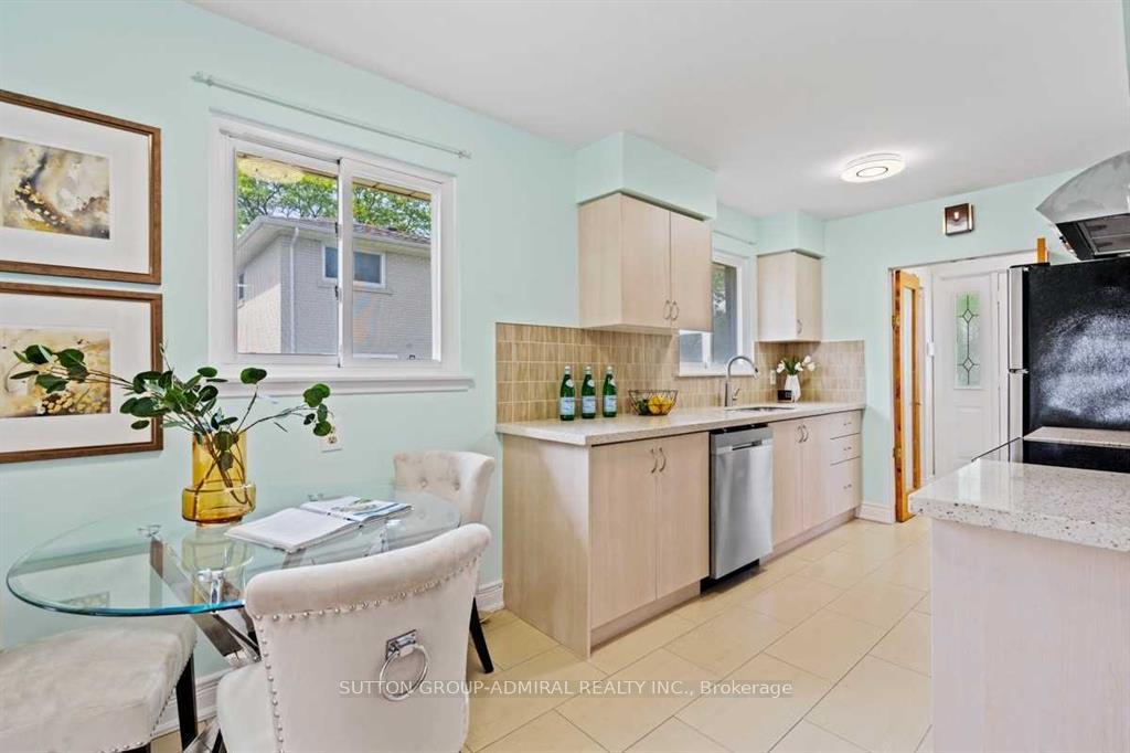 Photo 8 of Unit Main, 21 Corning Road, North York, Don Valley Village — HOMEH