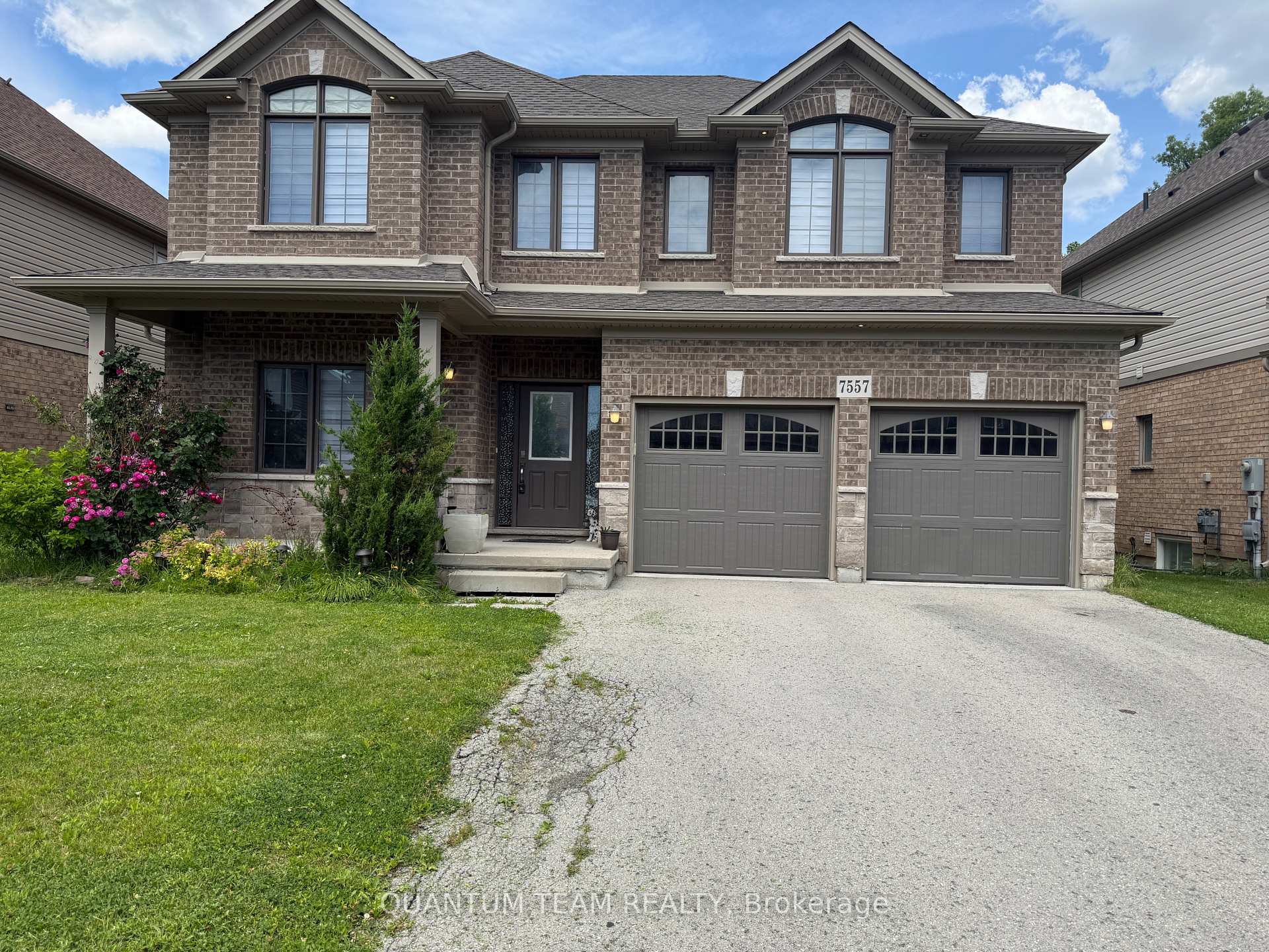 Photo 2 of Unit Upper, 7557 Lionshead Avenue, Niagara Falls, Oldfield — HOMEH
