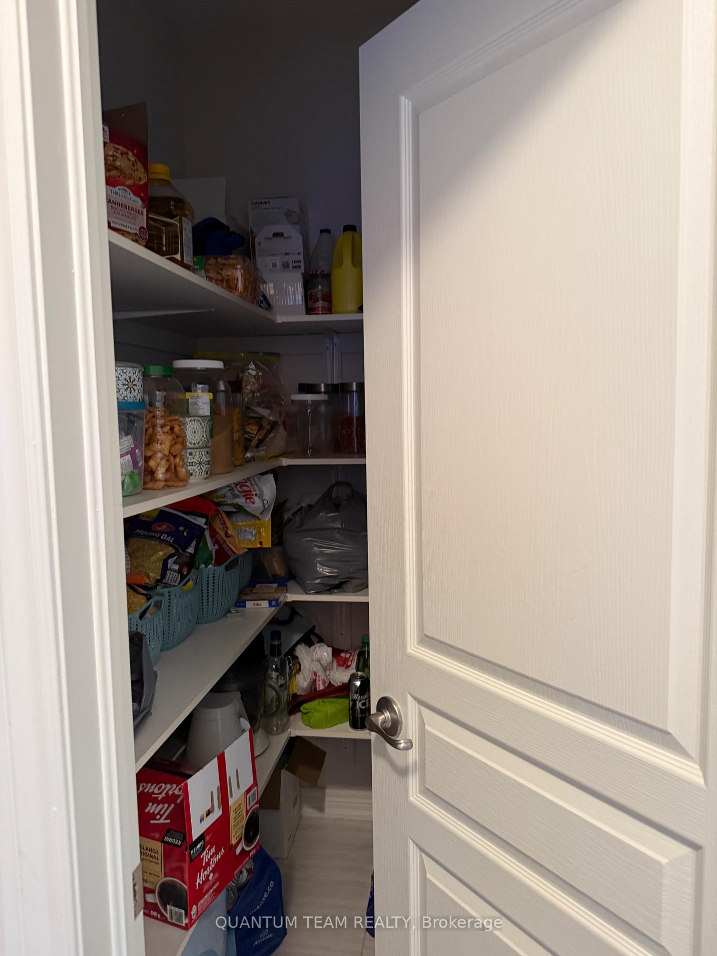 Photo 8 of Unit Upper, 7557 Lionshead Avenue, Niagara Falls, Oldfield — HOMEH