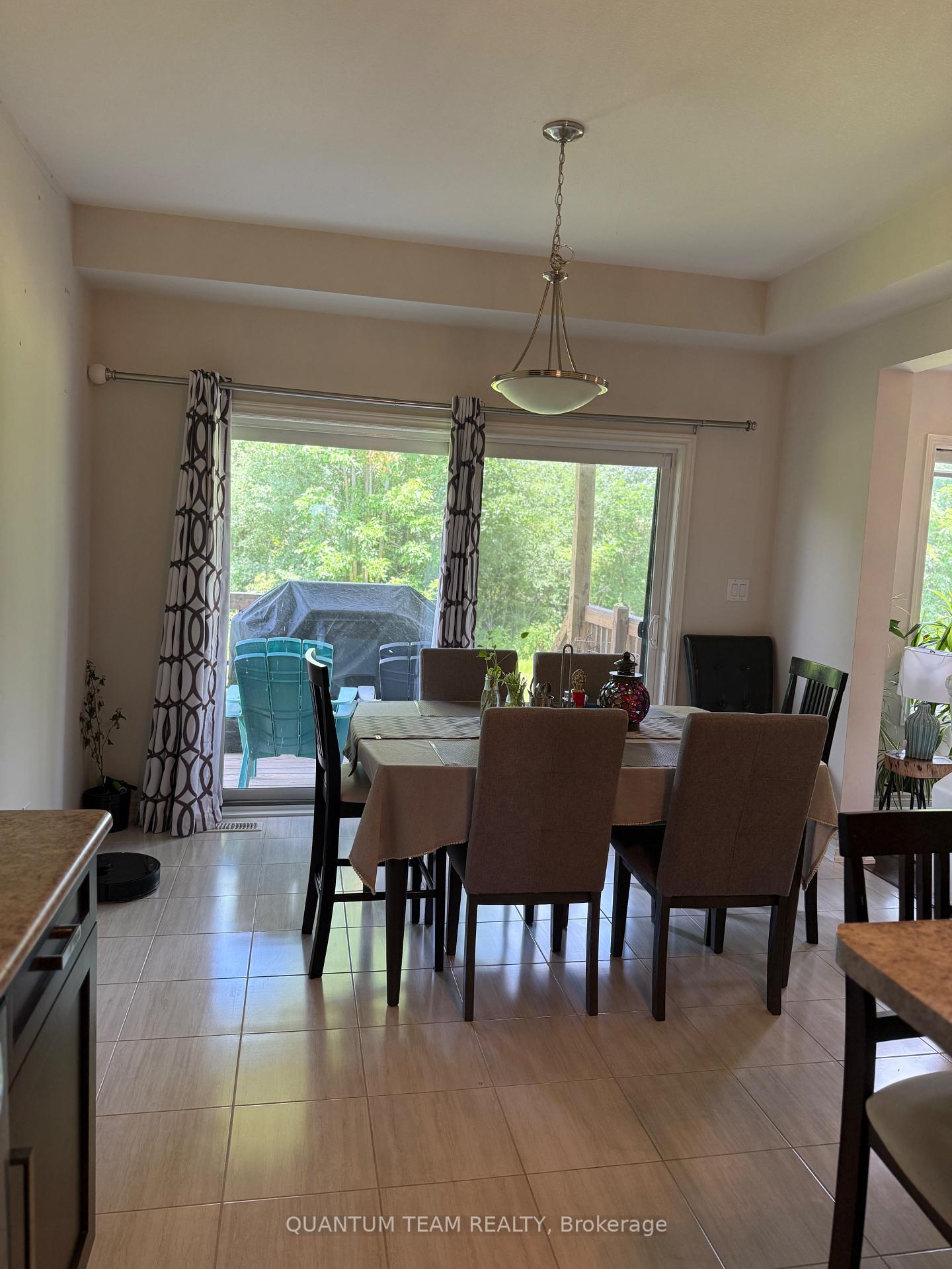 Photo 13 of Unit Upper, 7557 Lionshead Avenue, Niagara Falls, Oldfield — HOMEH