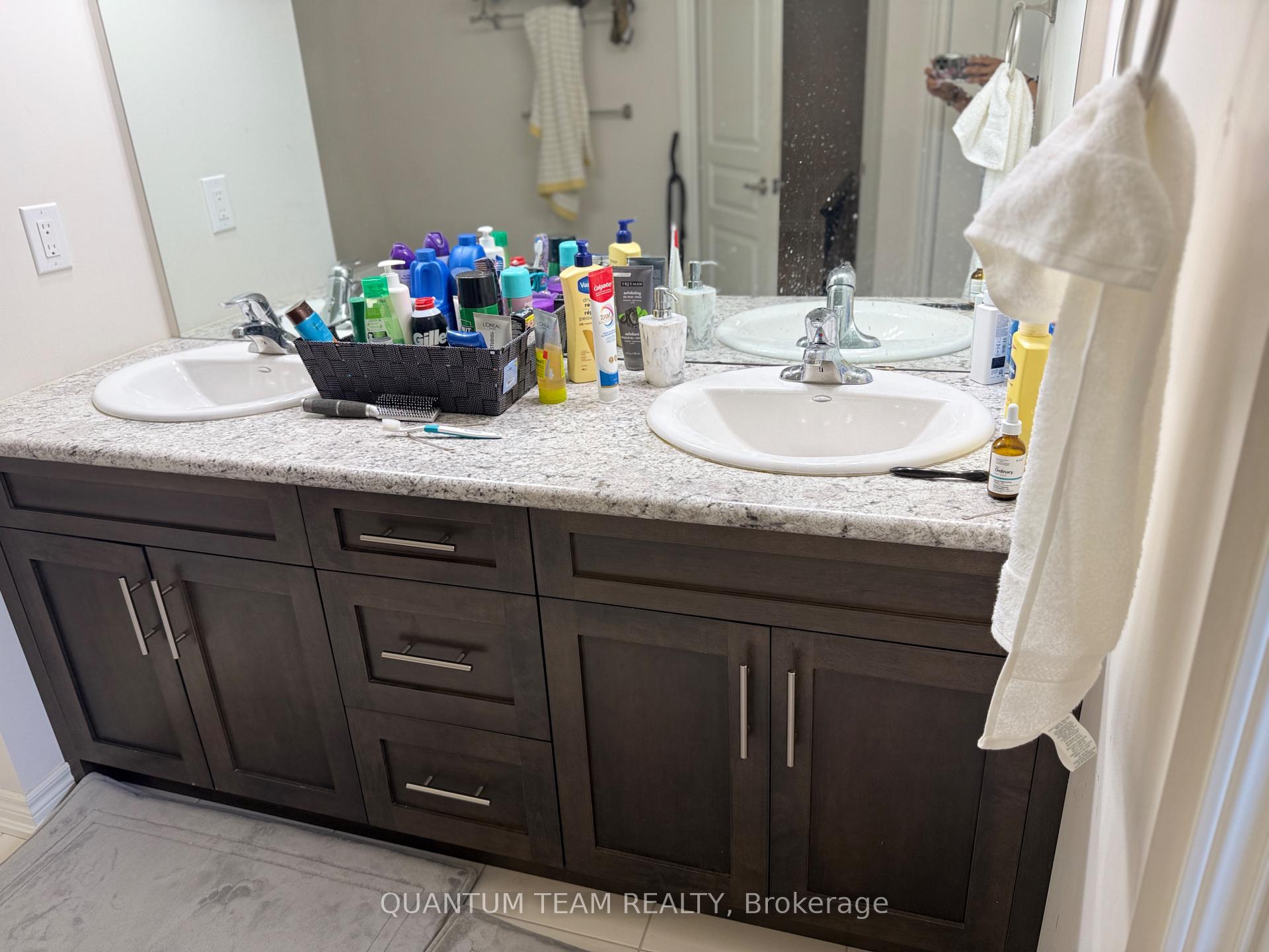 Photo 28 of Unit Upper, 7557 Lionshead Avenue, Niagara Falls, Oldfield — HOMEH