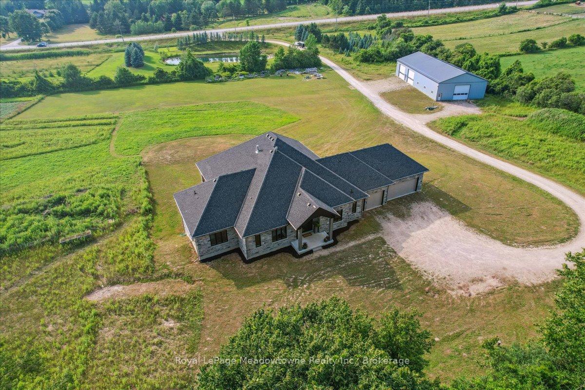 Photo of 8837 Wellington Road 124