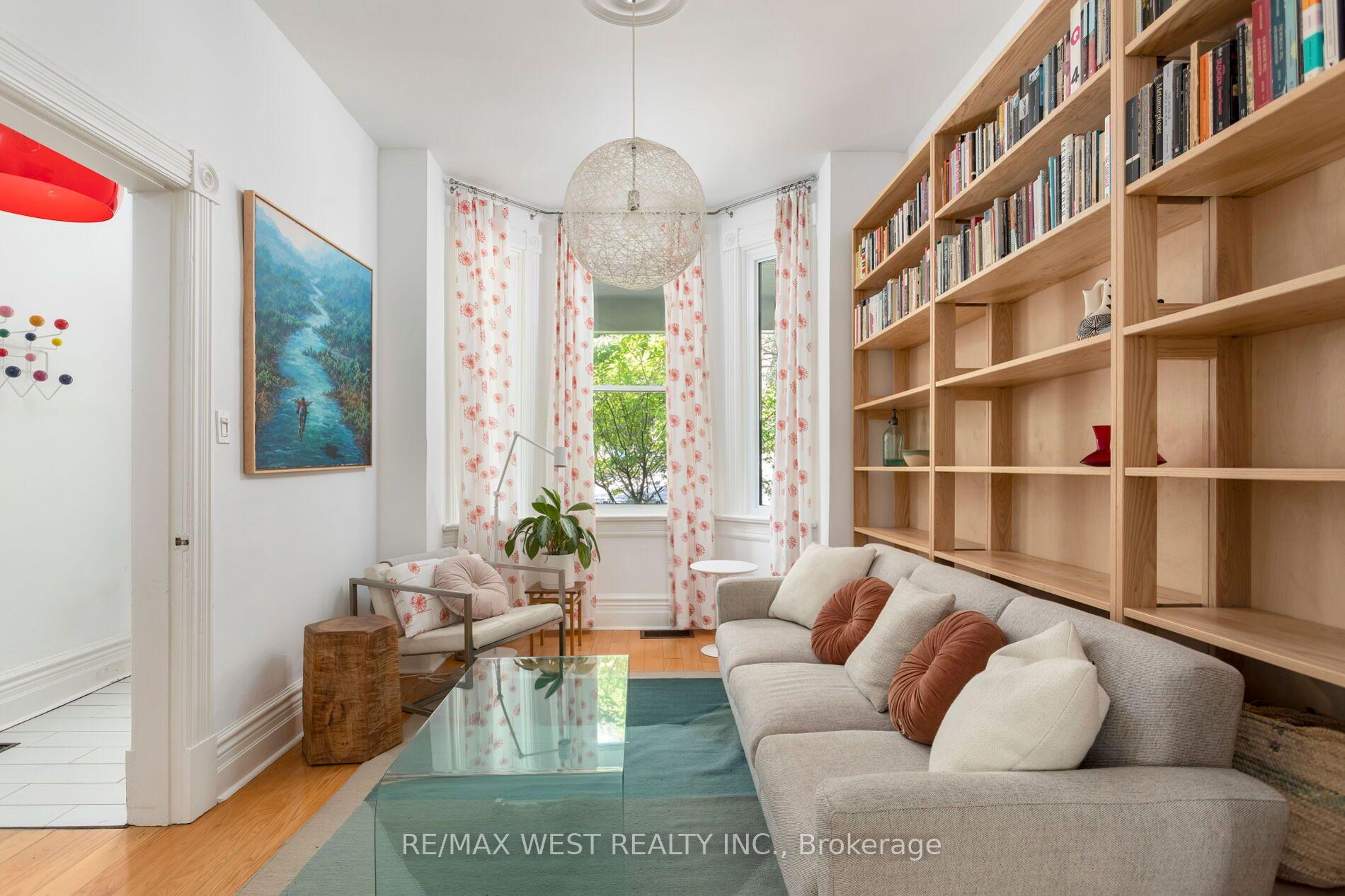 Photo 7 of 39 Shirley Street, Toronto, Little Portugal — HOMEH