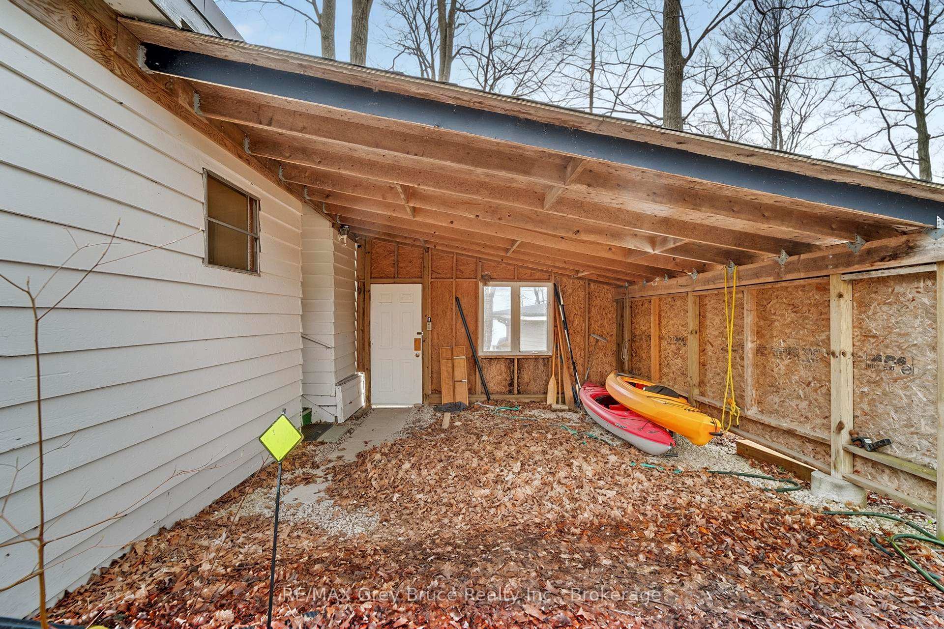 Photo 10 of 124 Stanley Drive, Grey Highlands — HOMEH