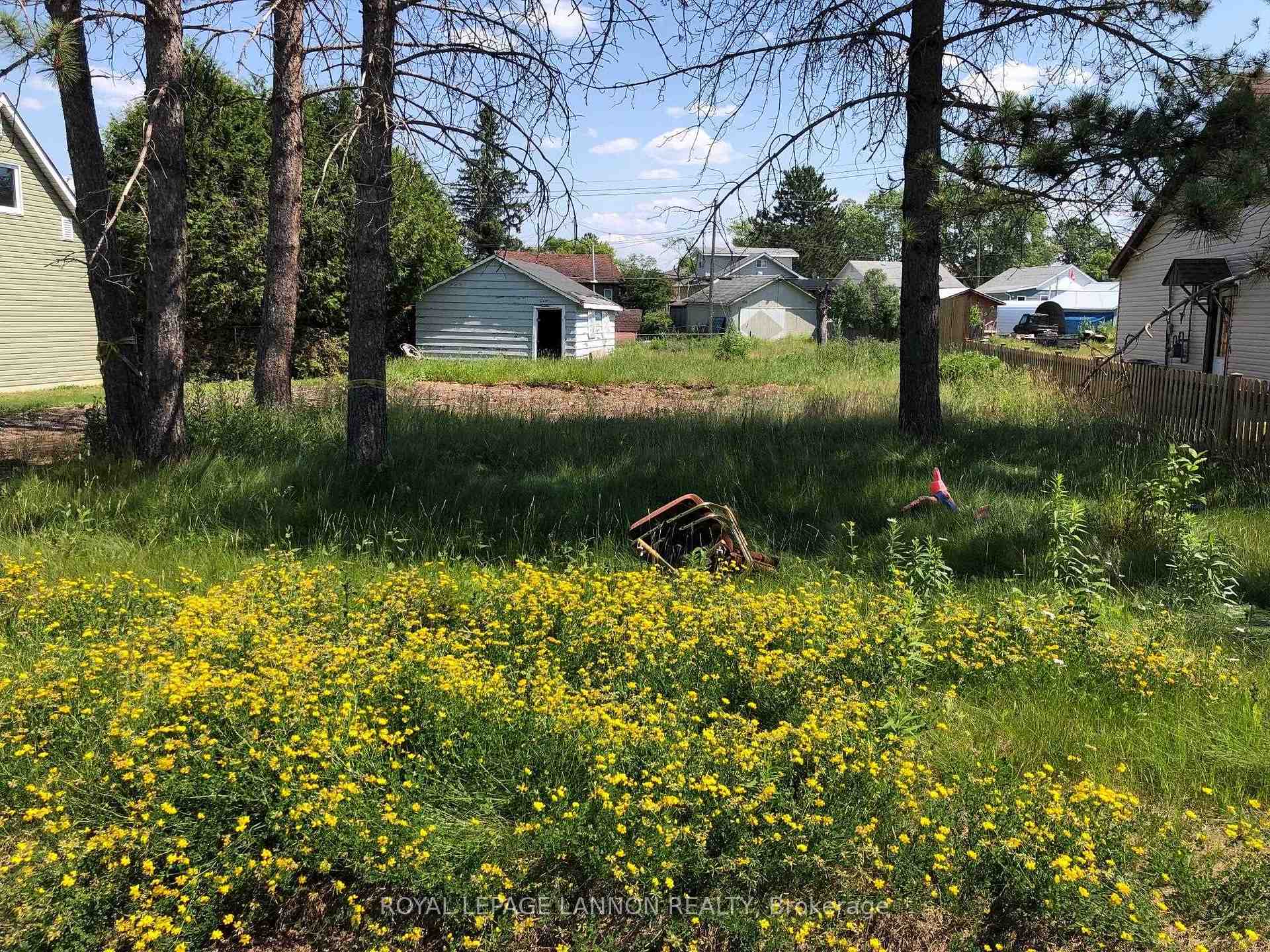 Photo 2 of 7 Starr Street, Atikokan — HOMEH