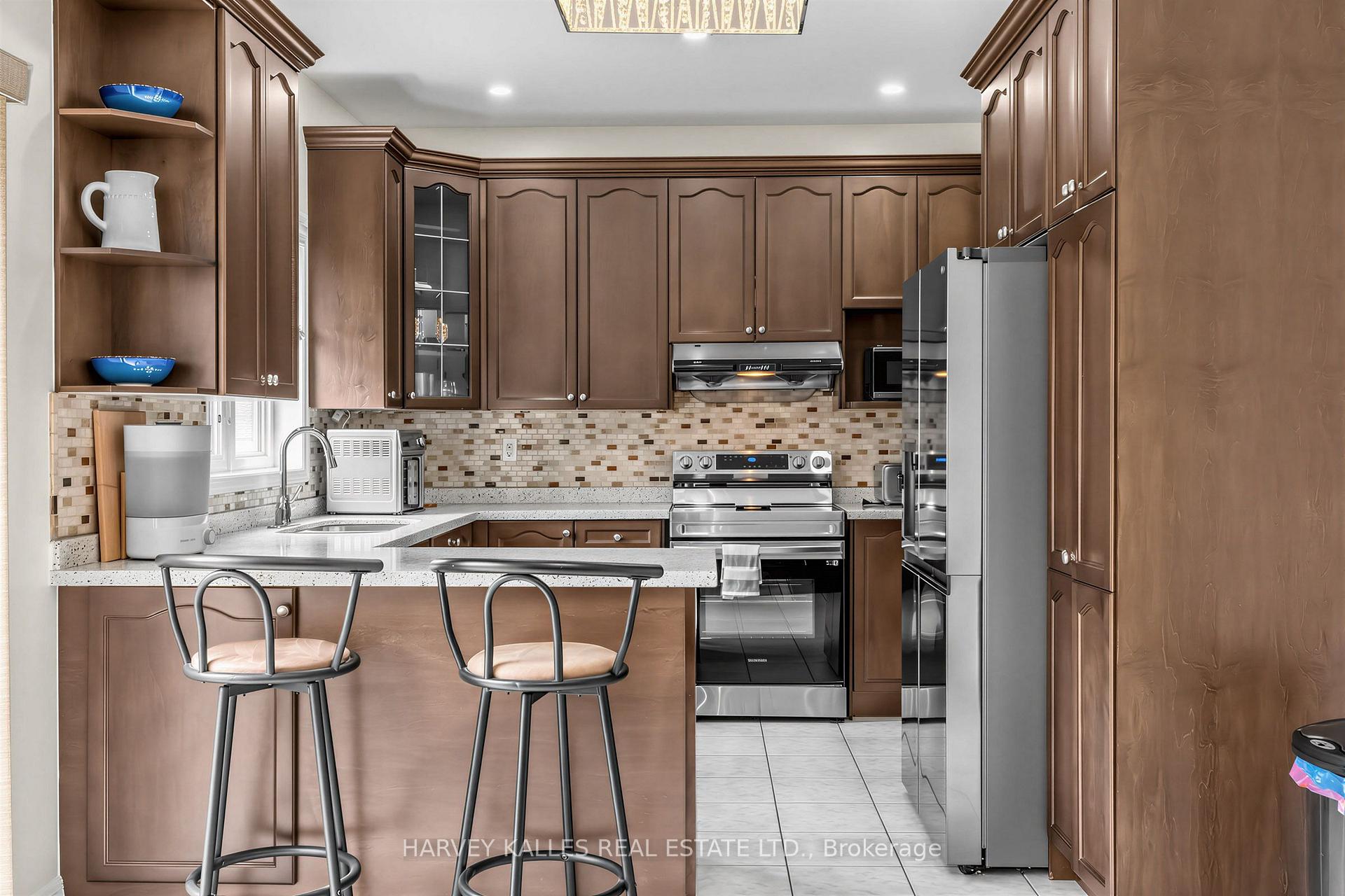 Photo 8 of 12 Tidewater Road, Brampton, Bram East — HOMEH