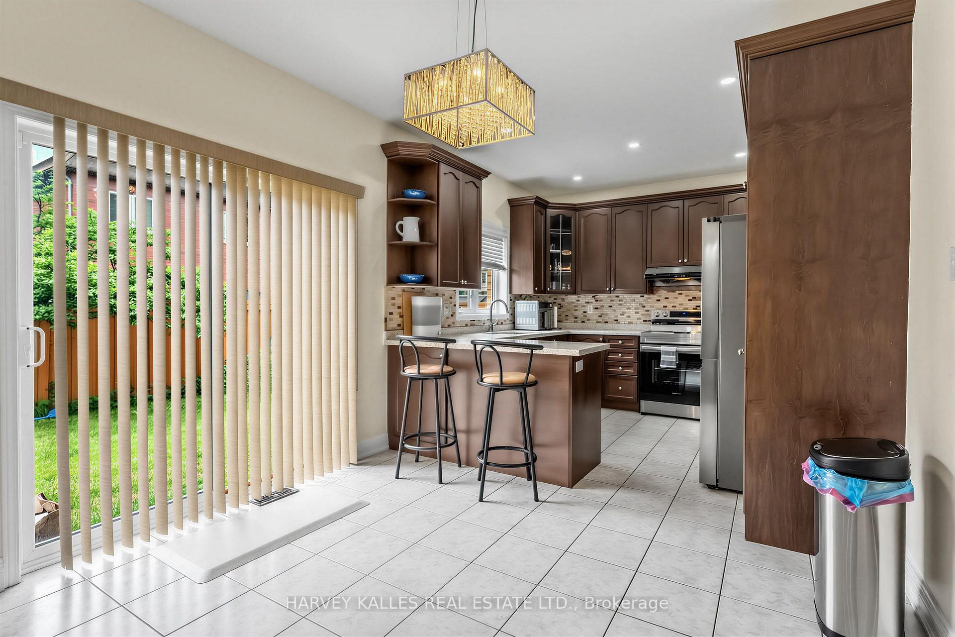 Photo 10 of 12 Tidewater Road, Brampton, Bram East — HOMEH