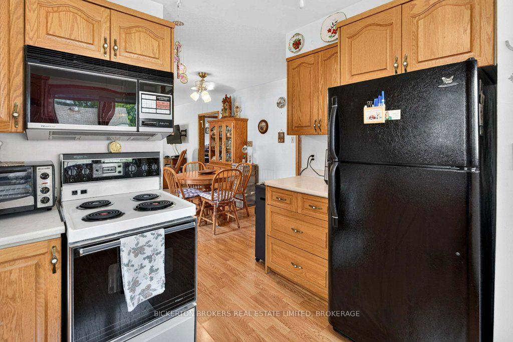 Photo 19 of 1402 County Rd 8, Rideau Lakes, Rideau Lakes (Bastard) Twp — HOMEH