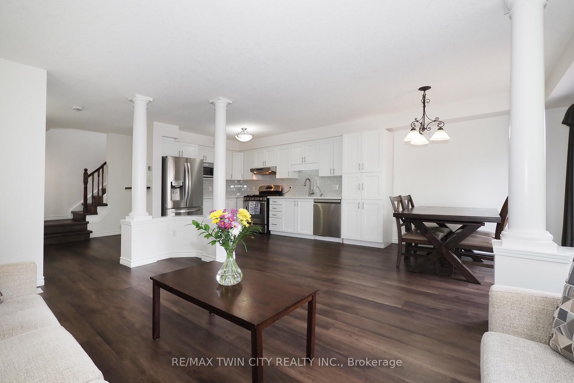 Photo 11 of 14 Donnenwerth Drive, Waterloo — HOMEH